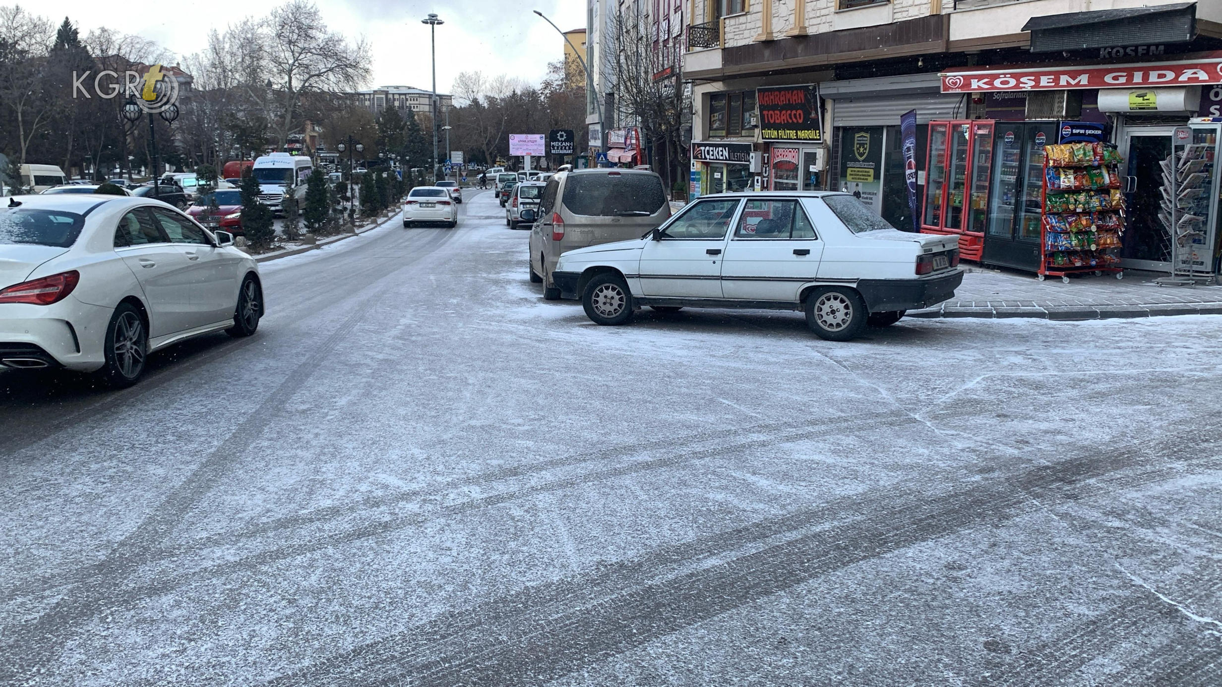 Karamanda Soguk Hava Yerini Kar Yagisina Birakti4