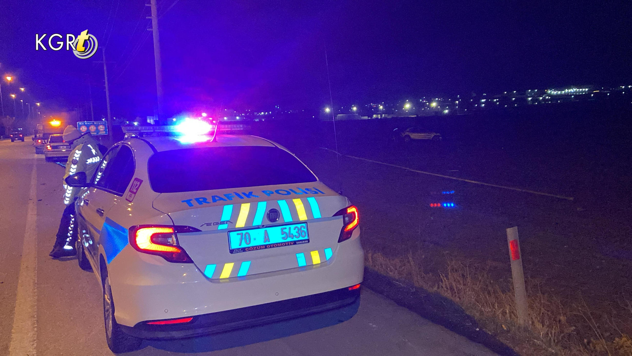 Karamanda Yoldan Cikan Otomobilin Surucusu Olumden Dondu5