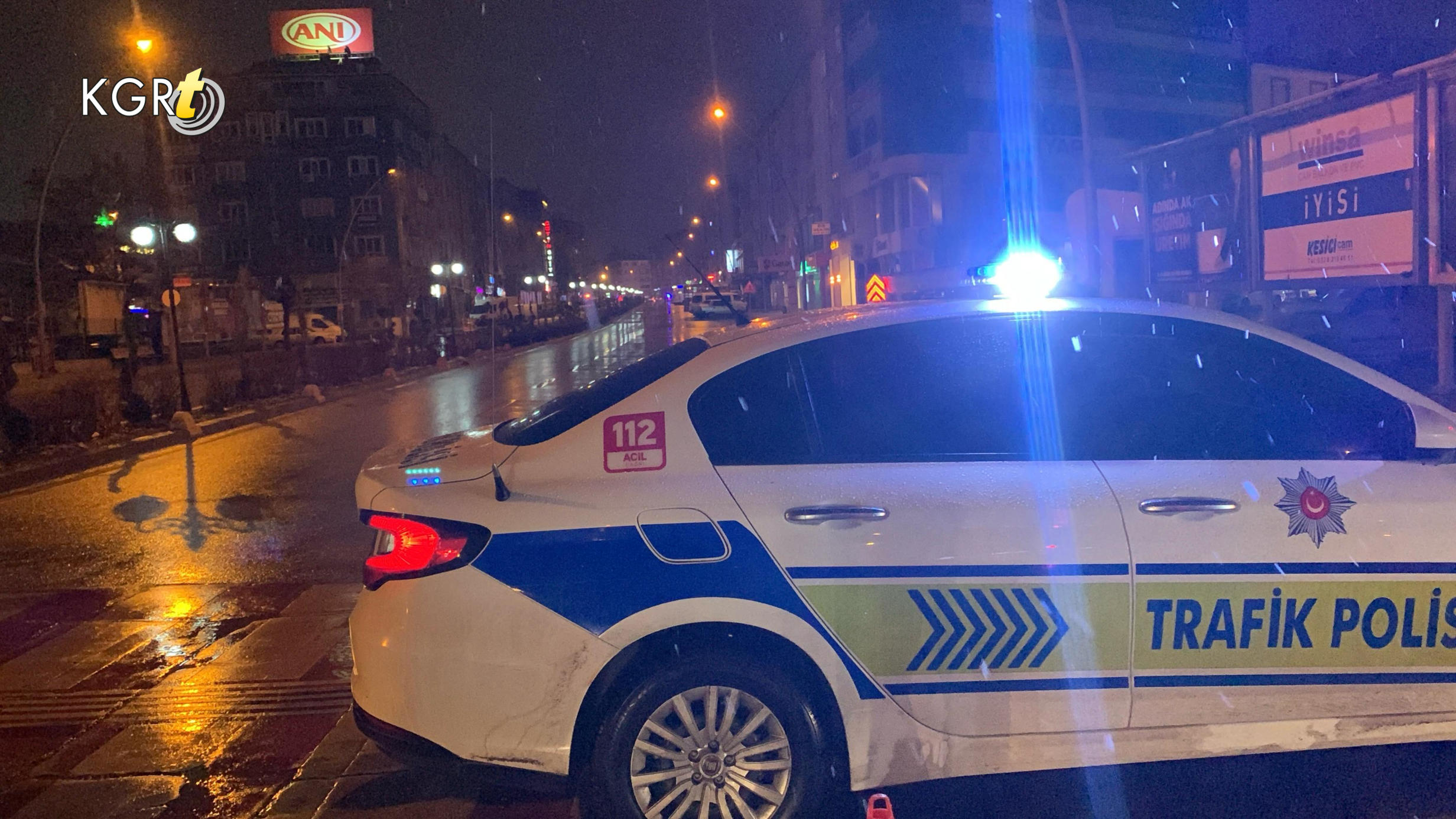Kaza Yapan Surucu Karakola Goturulurken Polis Aracinda Yasamina Son Vermek Istedi4