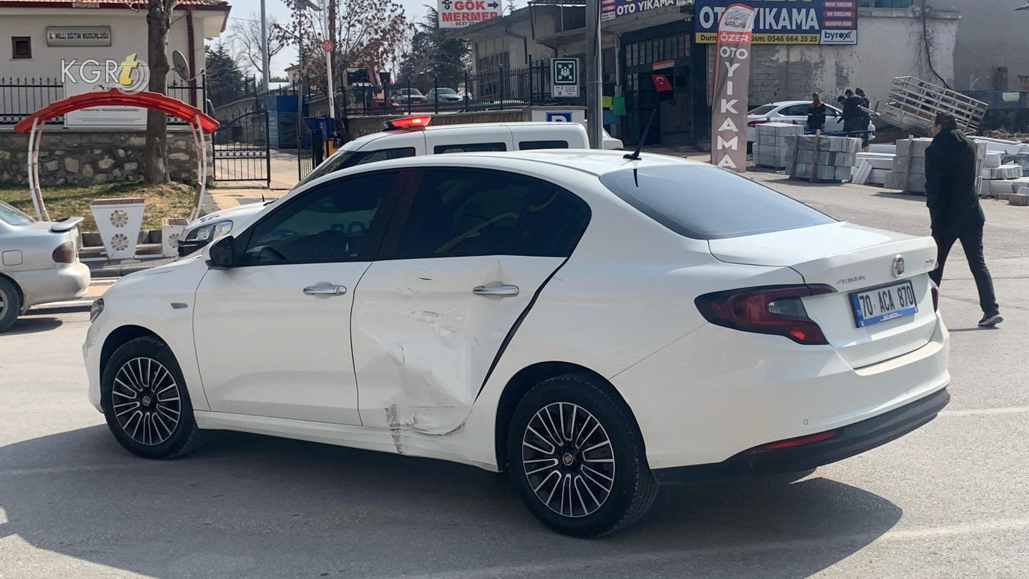 Karamanda Cift Motorla Otomobil Carpisti 1 Yarali11