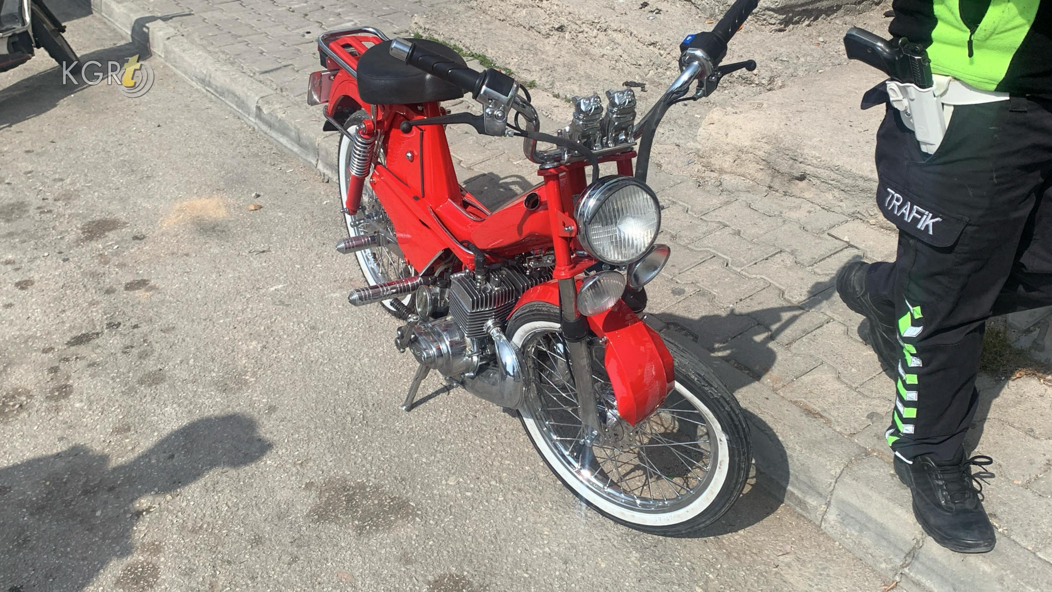 Karamanda Cift Motorla Otomobil Carpisti 1 Yarali3