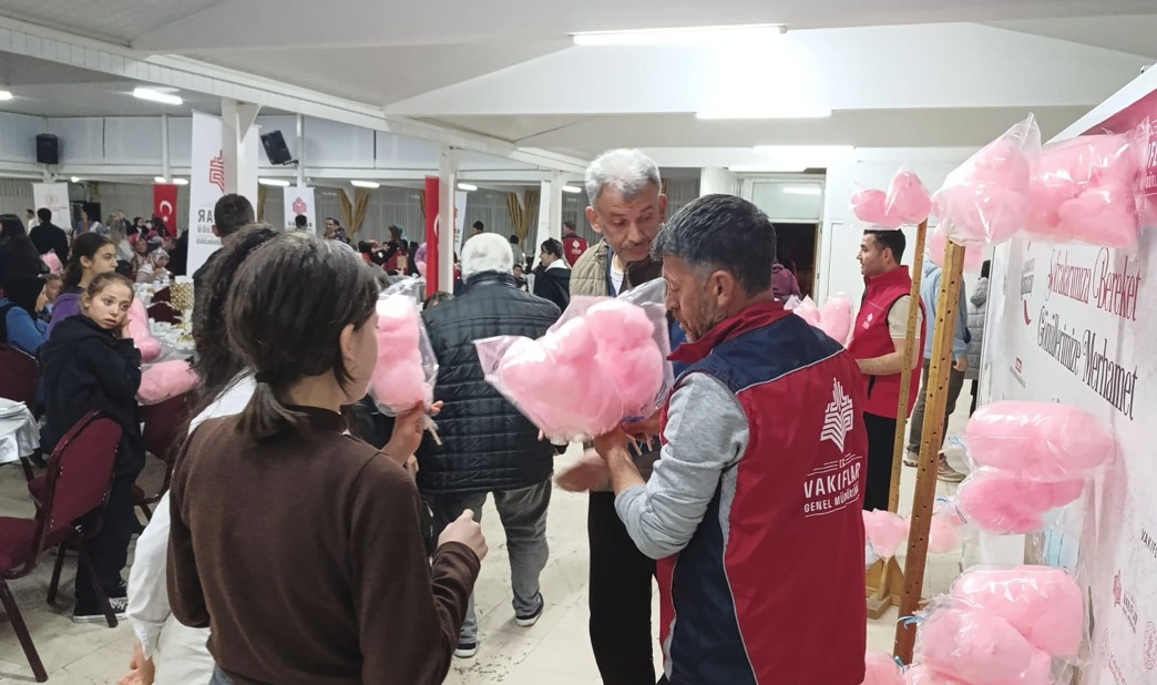 Karamanda Dunya Yetimler Gununde Iftarda Bulustular2