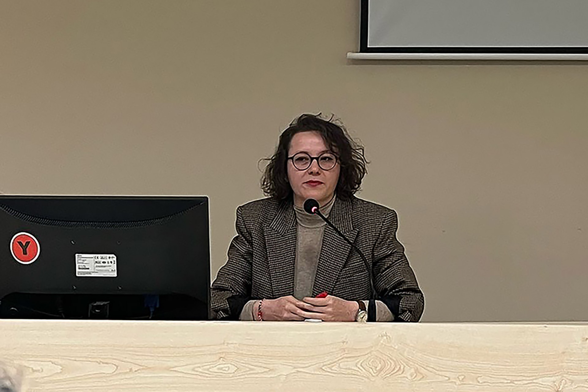 Kmude Osmanlidan Gunumuze Kadin Hareketi Konulu Konferans Duzenlendi1