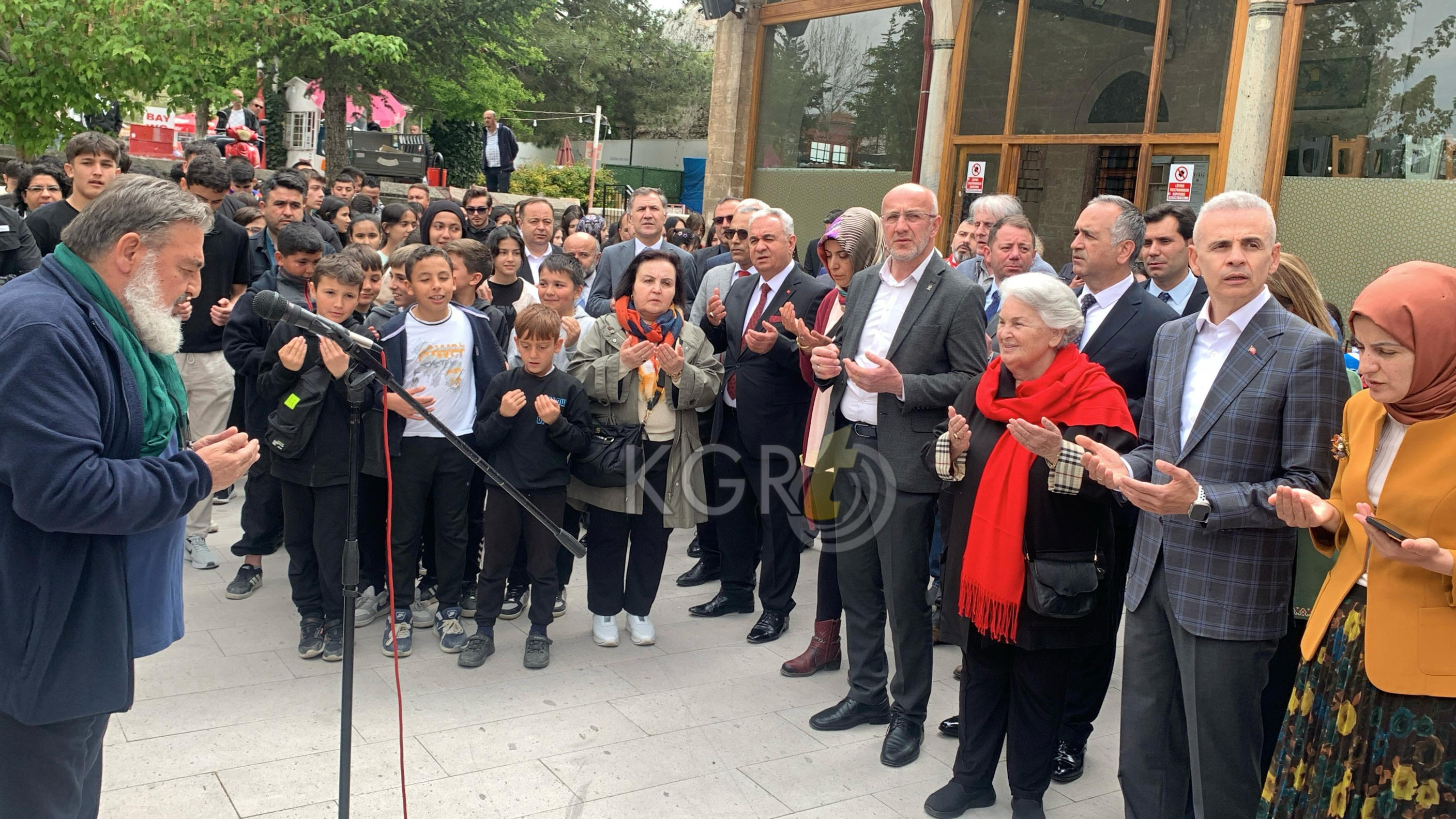 Bu Yil 7Ncisi Duzenlendi Hazreti Mevlana Icin Karamandan Konyaya Sevgi Ve Baris Yuruyusu13