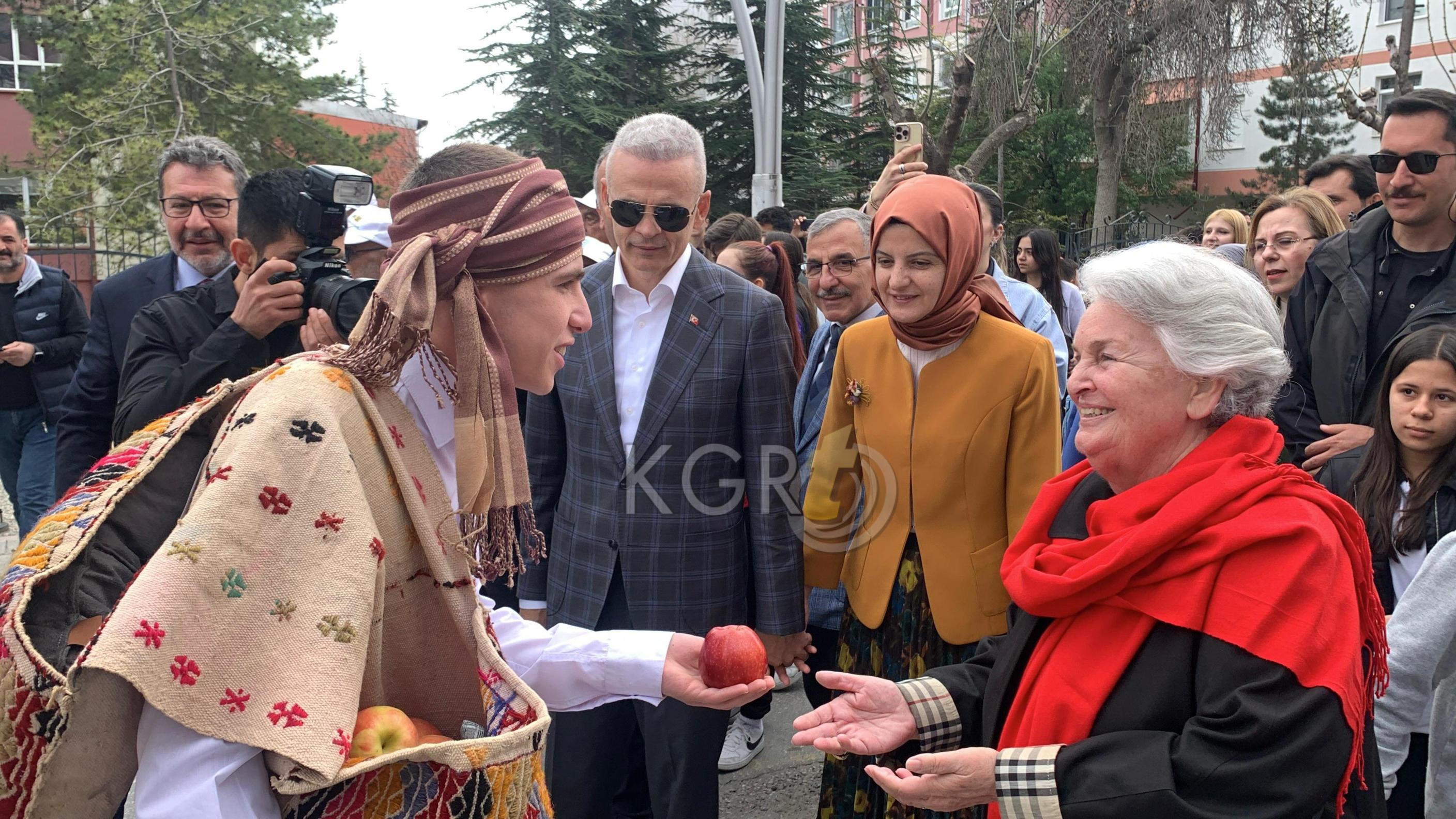 Bu Yil 7Ncisi Duzenlendi Hazreti Mevlana Icin Karamandan Konyaya Sevgi Ve Baris Yuruyusu4