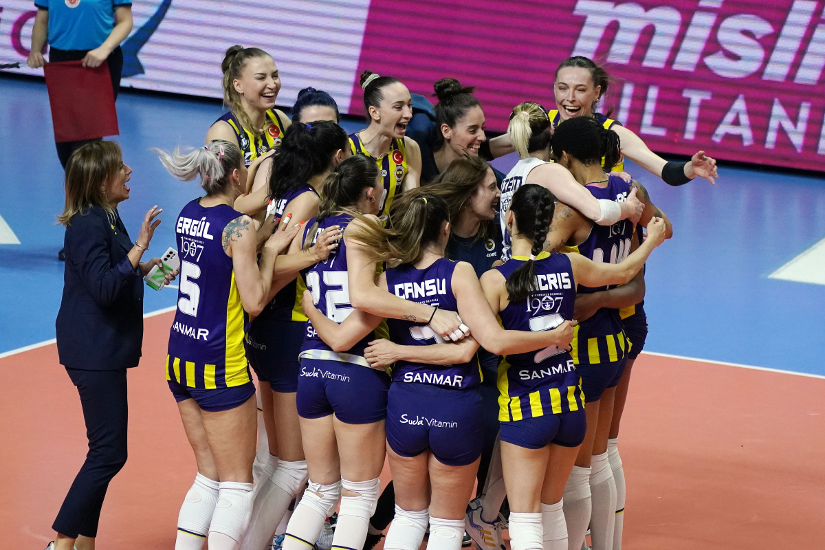 Fenerbahcede Ayrilik Ruzgari2