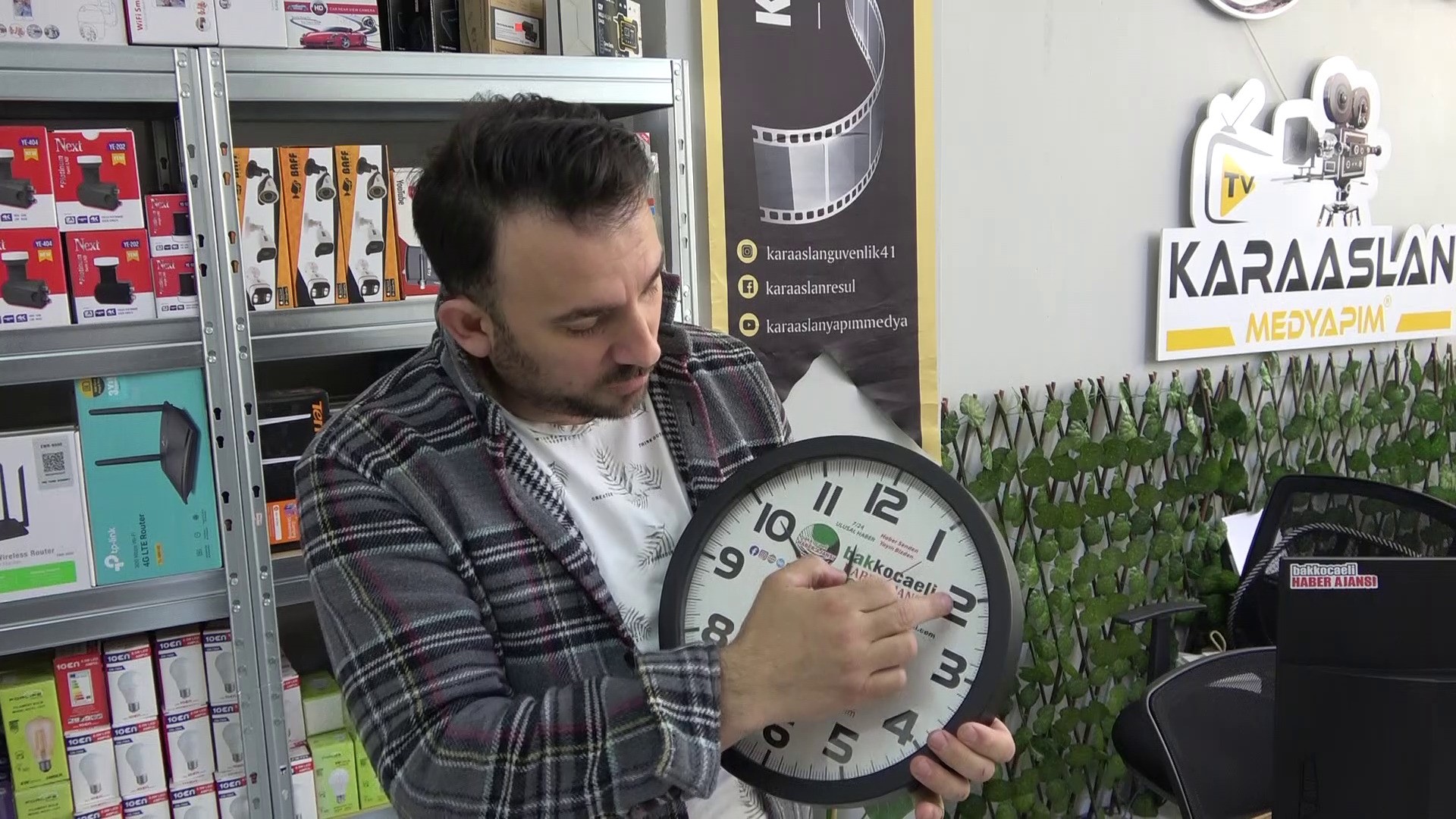 Gizli Kamerayi Iste Boyle Fark Edebilirsiniz (4)