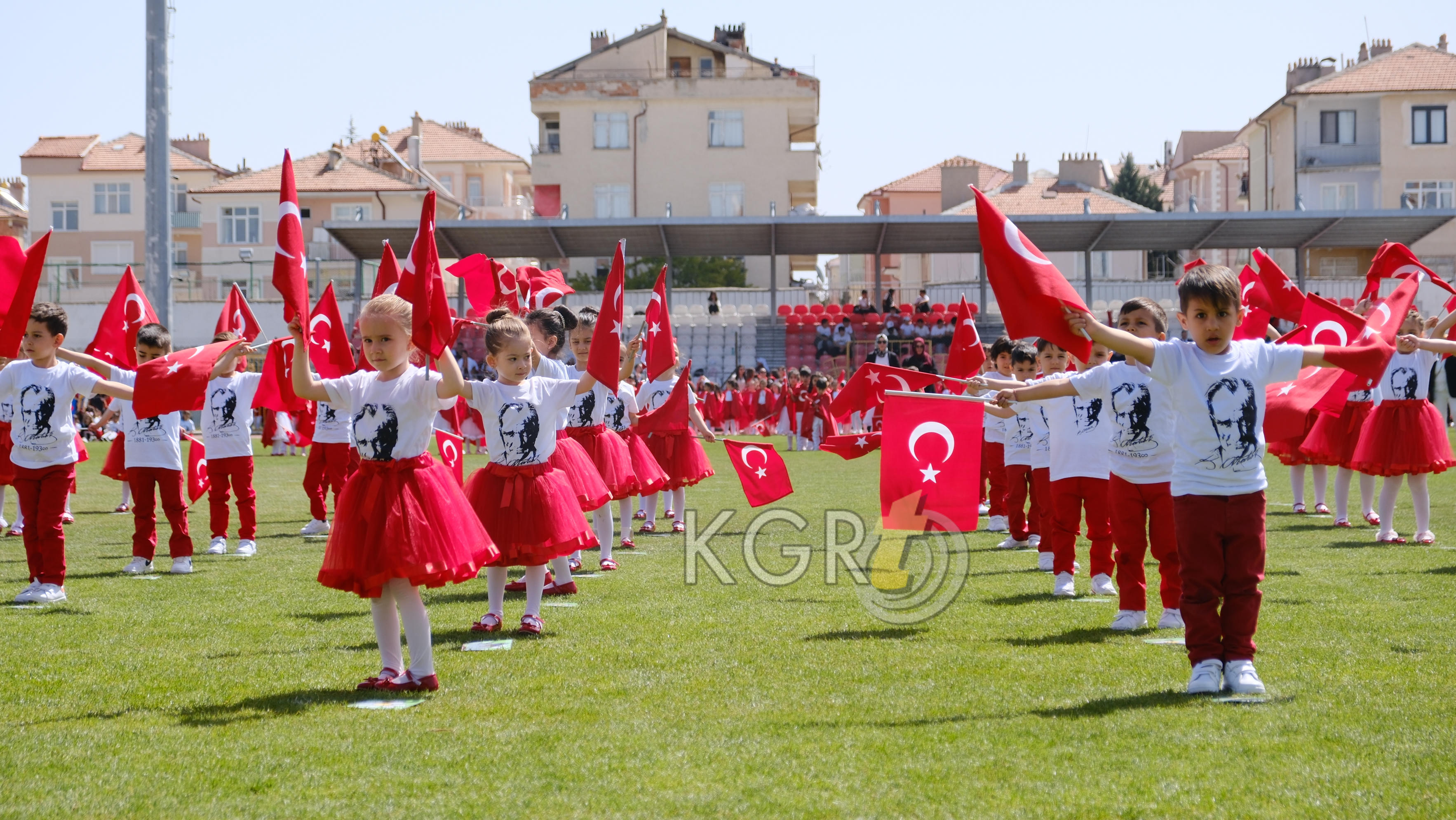 Karamanda 23 Nisan Kutlamalarinda Renkli Goruntuler Ortaya Cikti6