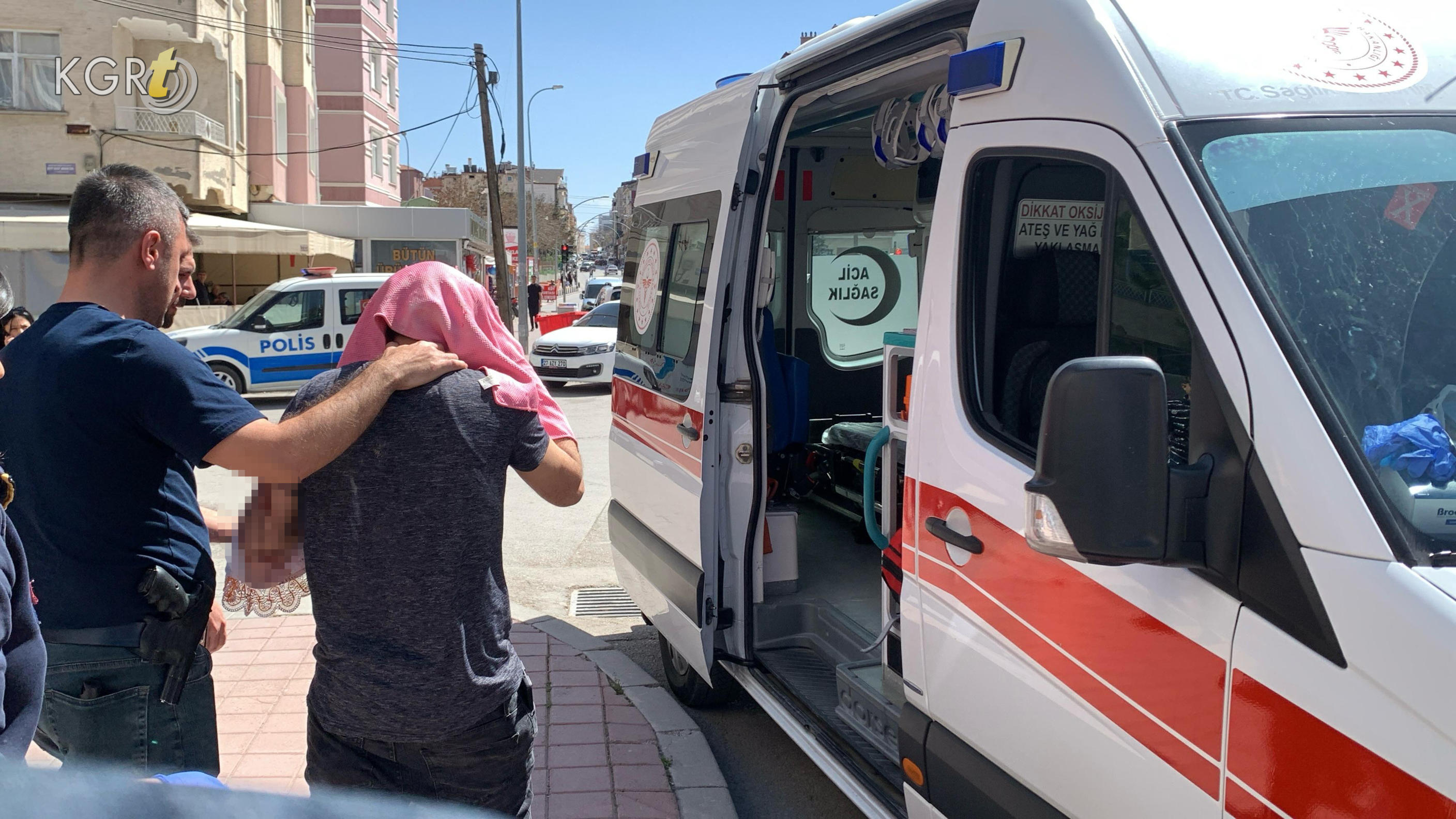 Karamanda 35 Aylik Hamile Esini Bicakla Rehin Aldi2