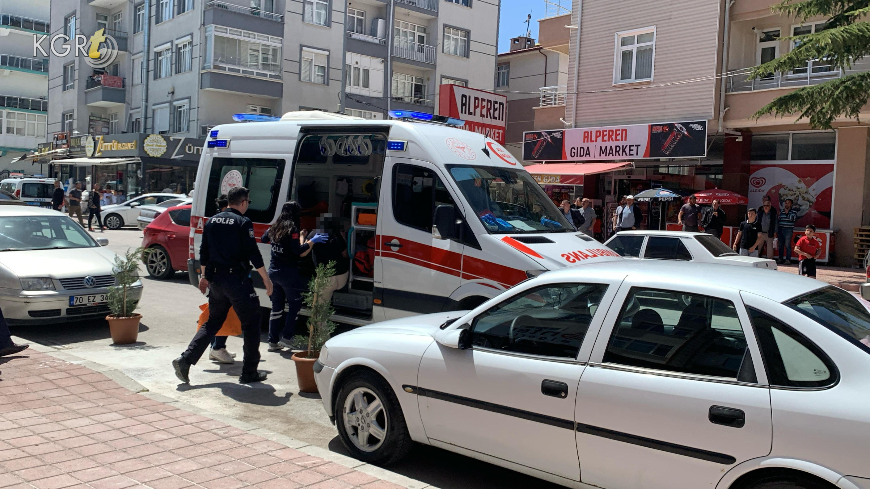Karamanda 35 Aylik Hamile Esini Bicakla Rehin Aldi4