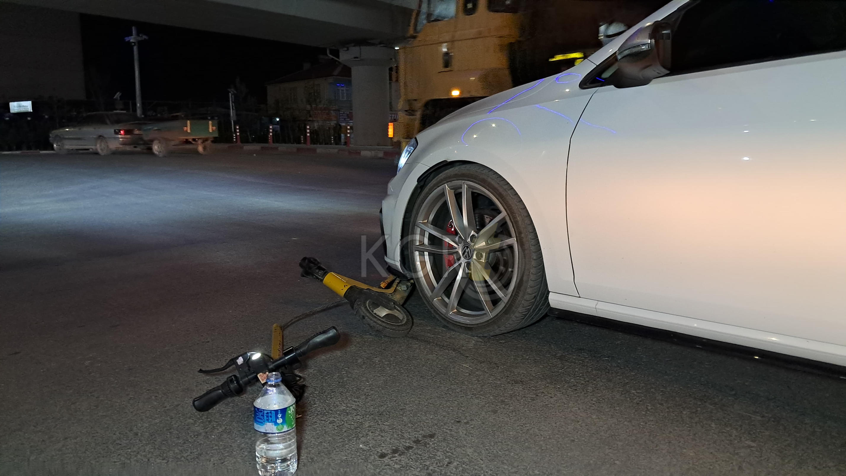 Karamanda Elektrikli Scooter Ile Otomobil Carpisti 2 Yarali2
