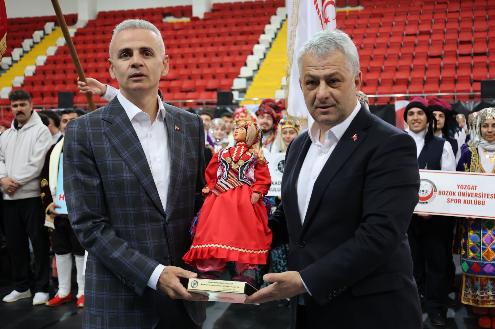 Karamanda Halk Oyunlari Yarismalari Basladi (3)