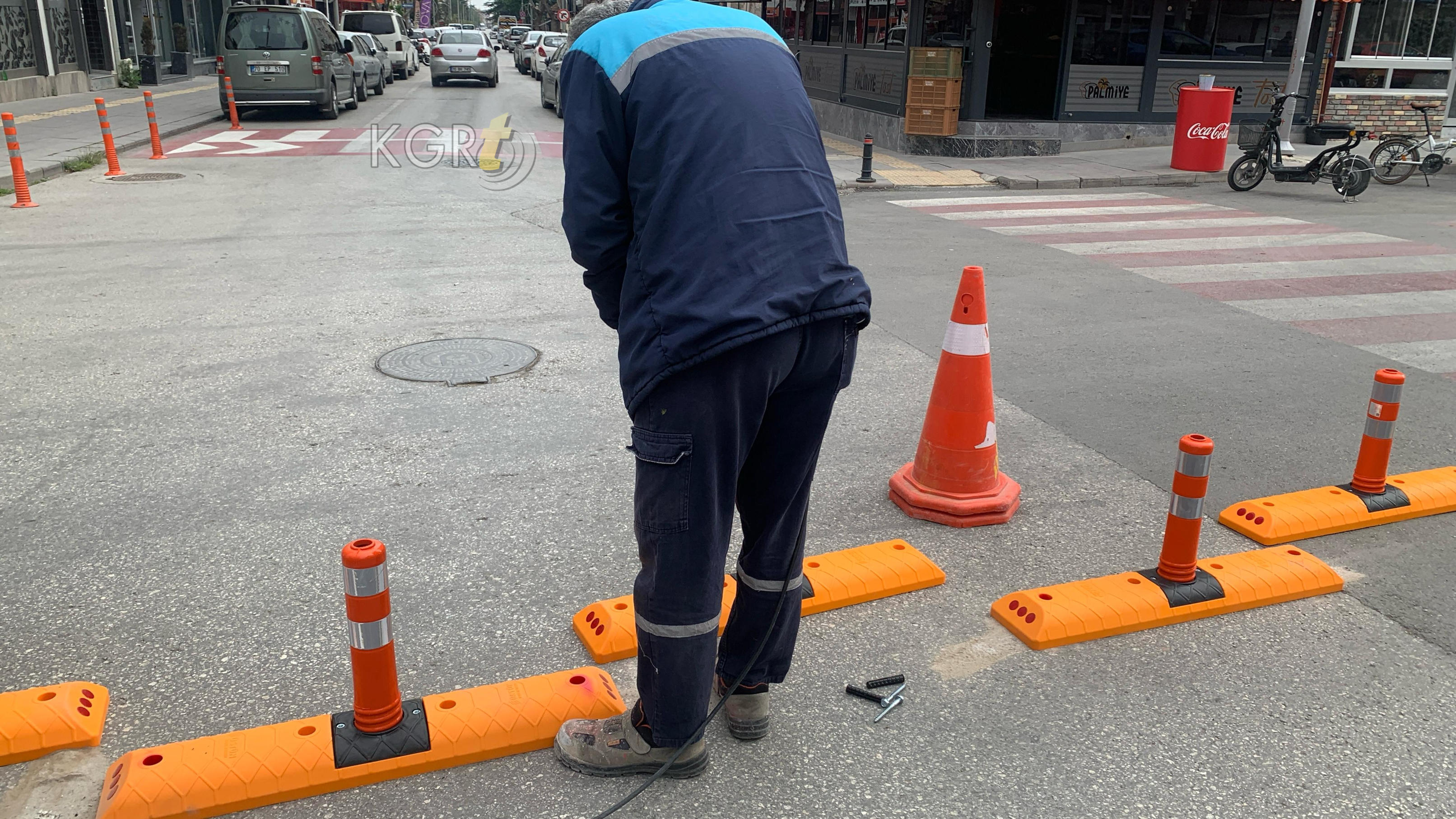 Karamanda Trafik Duzenlemesi Yol Bolundu U Donuslerine Yasak Dubalara Siklastirma4