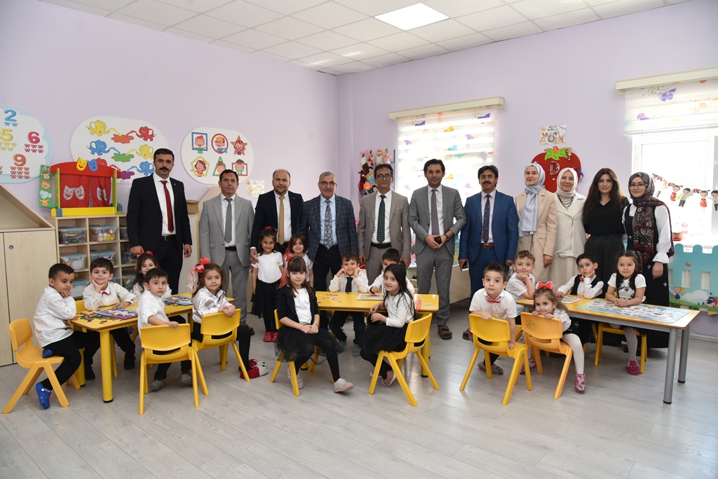 Minik Seyyahlarin Dunyasi Sergisi Yogun Ilgi Gordu (4)