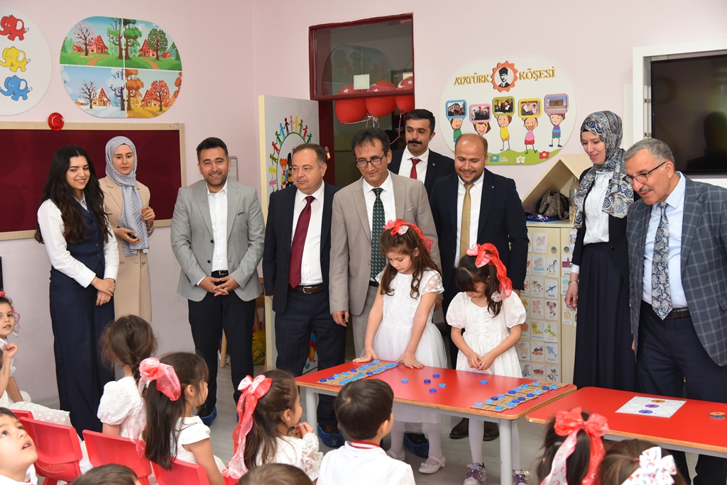 Minik Seyyahlarin Dunyasi Sergisi Yogun Ilgi Gordu (7)