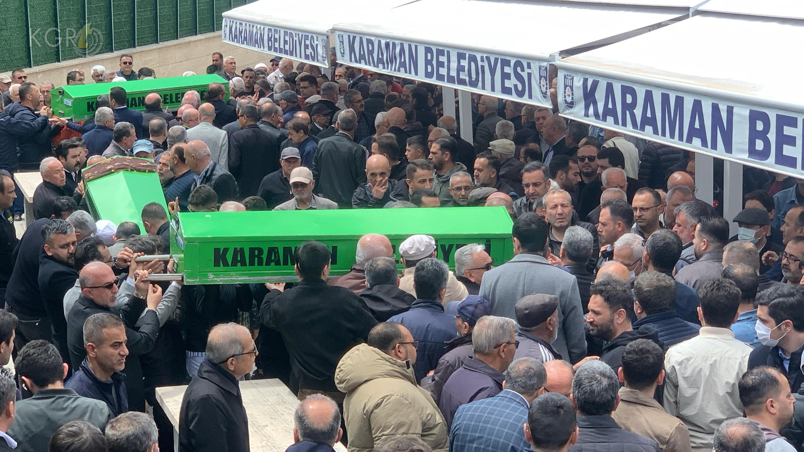 Sarayin Sevilen Ismi Adnan Demirbag Son Yolculuguna Ugurlandi3