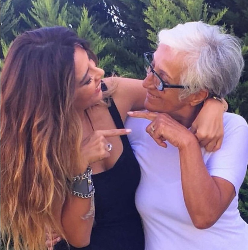 Asli Hunelin Aci Kaybi (3)