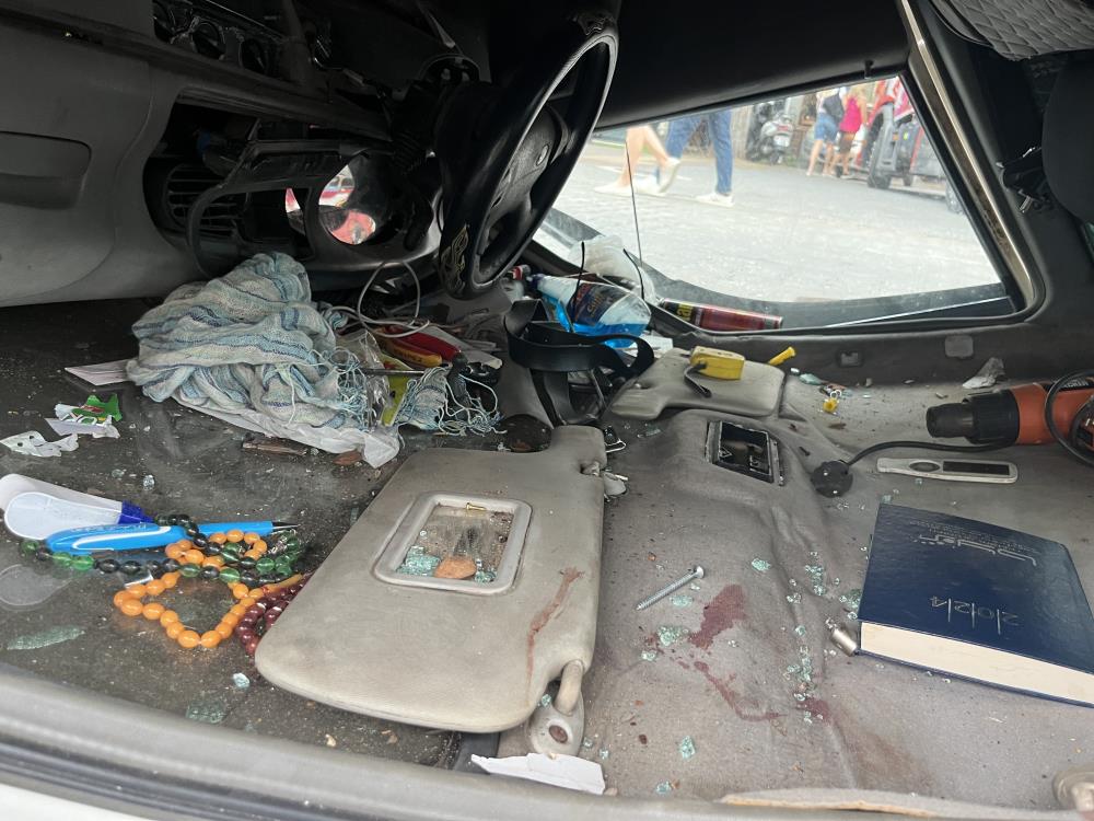 Feci Kazada Kamyonet Once Otomobile Carpti Ardindan Takla Atti 1 Yarali1