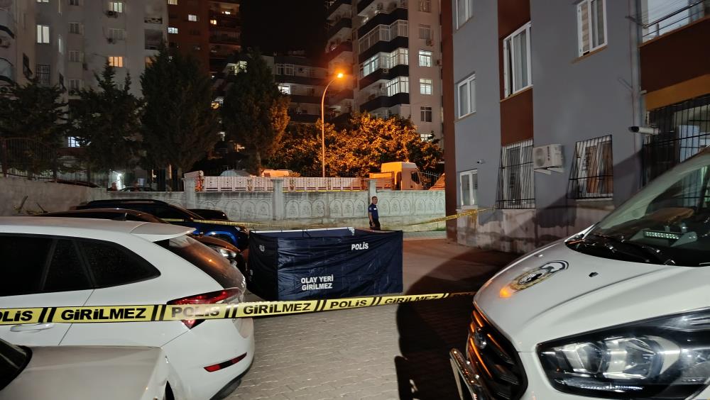 Genc Kizi Oldurdu 6 Sayfa Mektup Yazip 12Kattan Atladi1