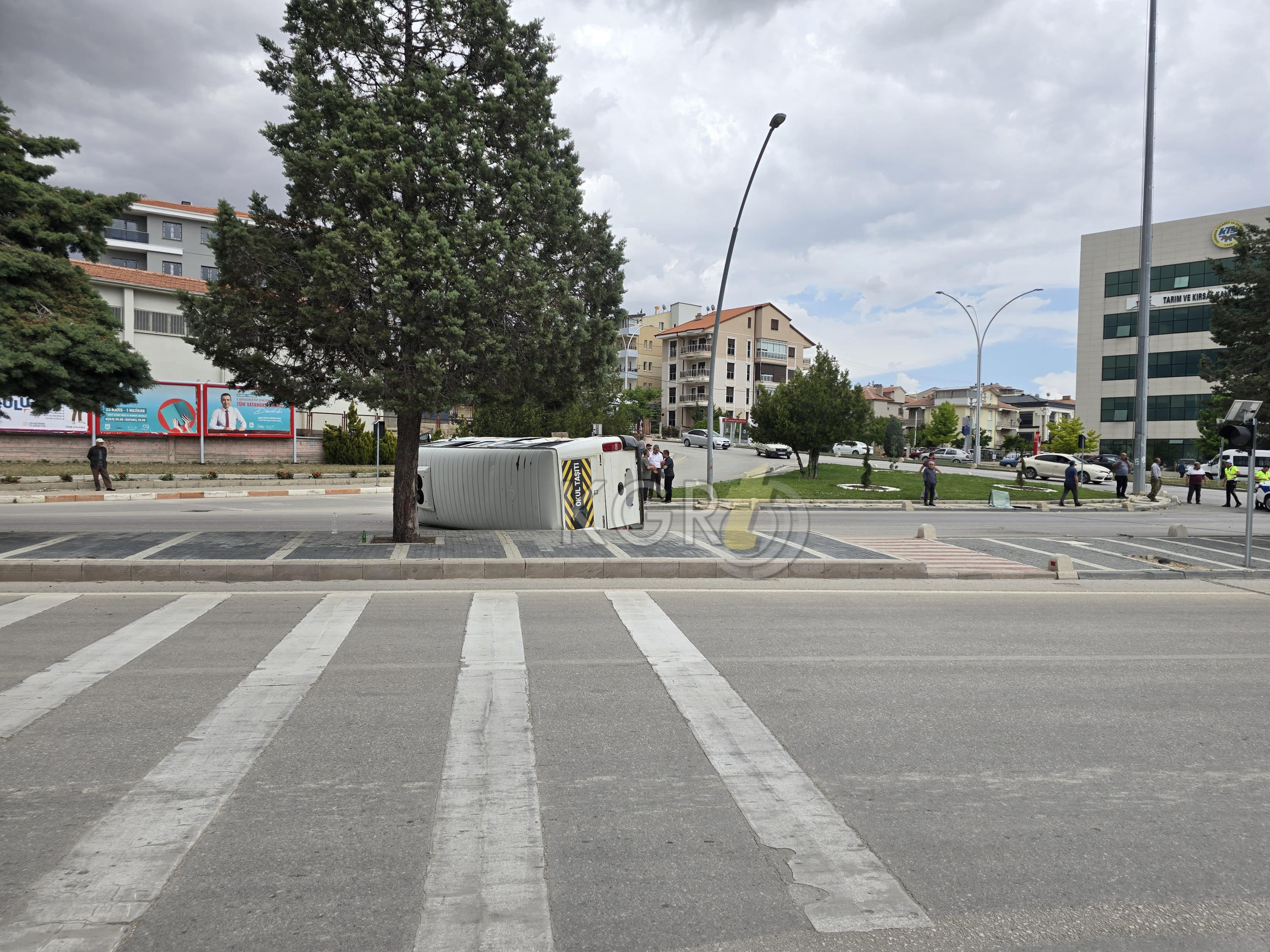 Karaman Valilik Kavşağı Kaza Yaralılar Var1