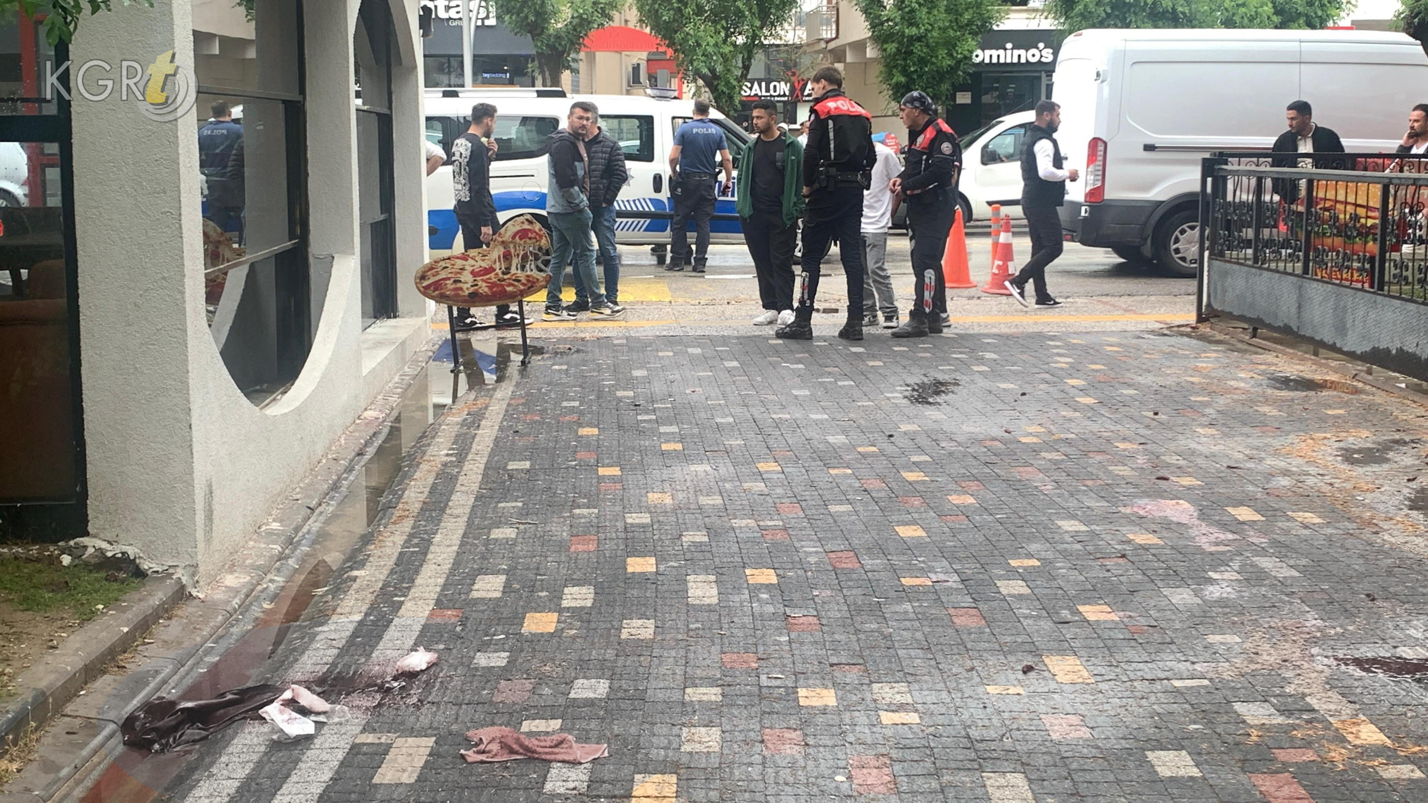 Karamanda 15 Yasindaki Cocuk Yolda Yururken Bicaklandi5