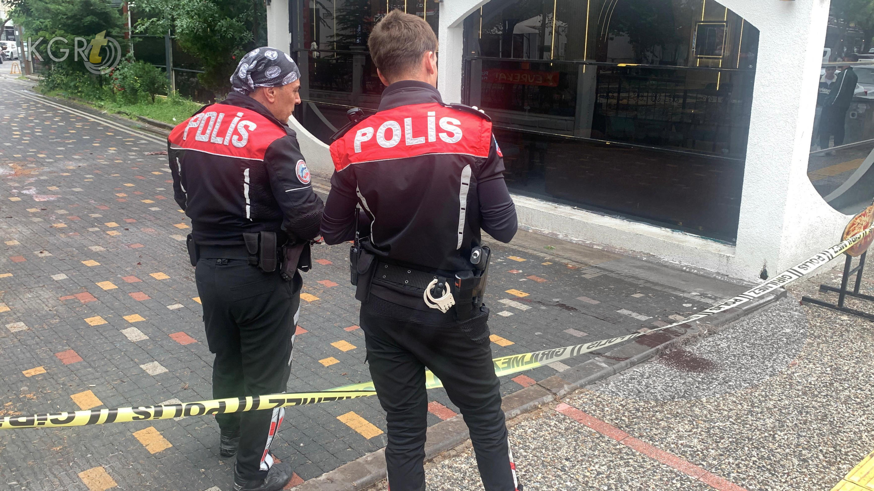 Karamanda 15 Yasindaki Cocuk Yolda Yururken Bicaklandi8