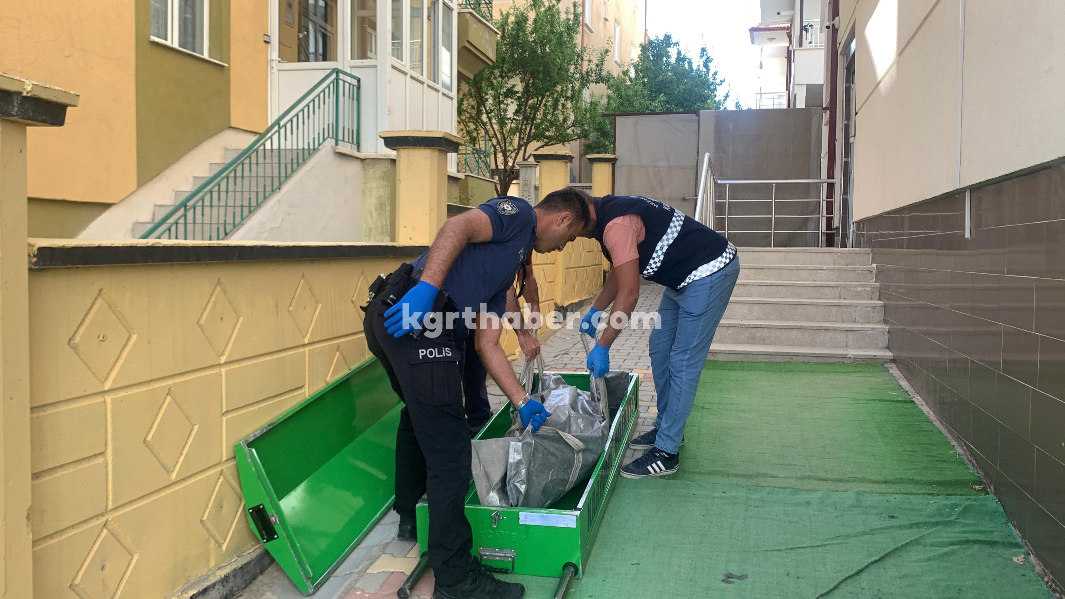 Karamanda 23 Yasindaki Kadin Olu Bulundu (1)