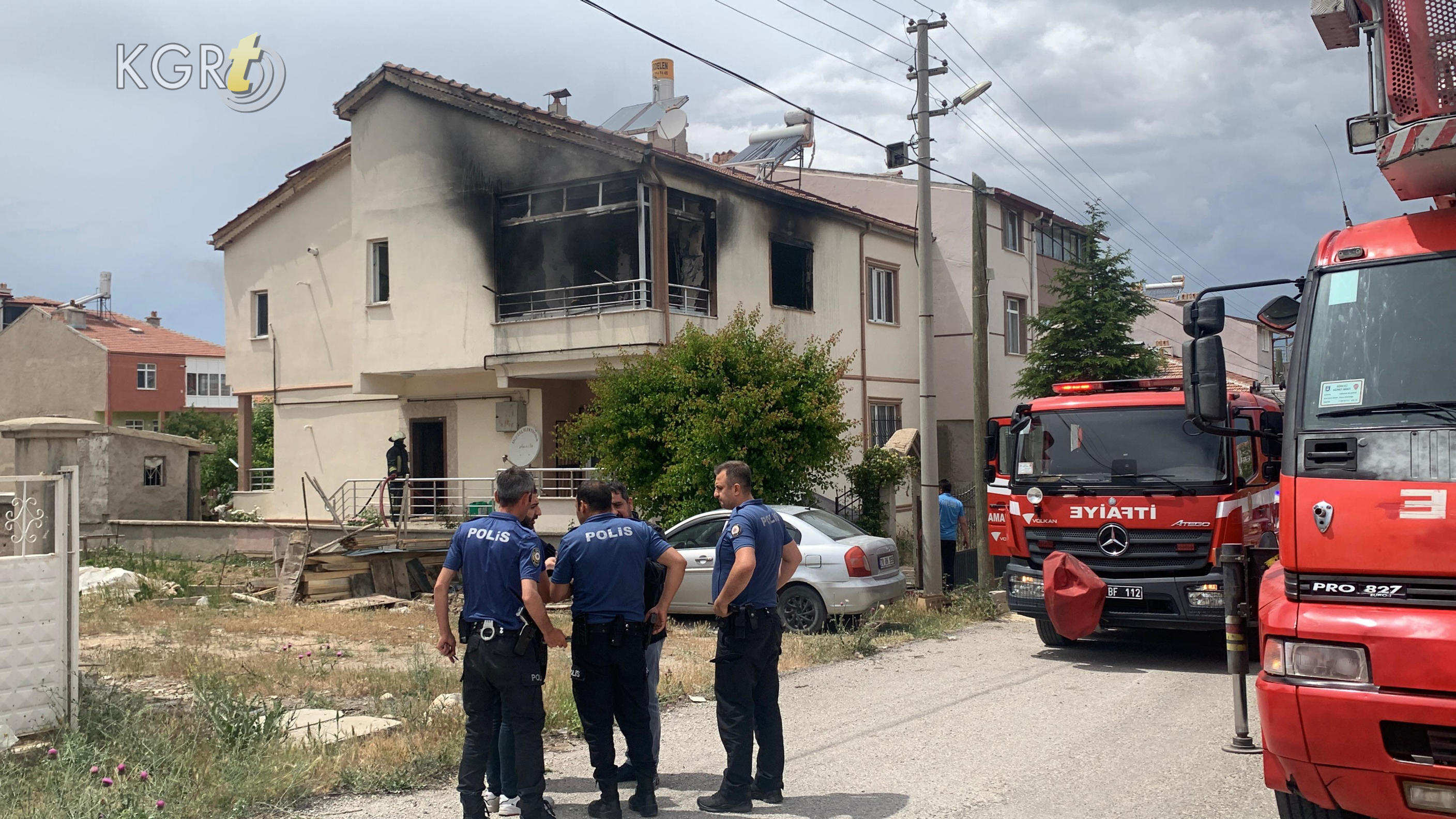 Karamanda Esinden Bosanan Ofkeli Koca Evi Atese Verdi16