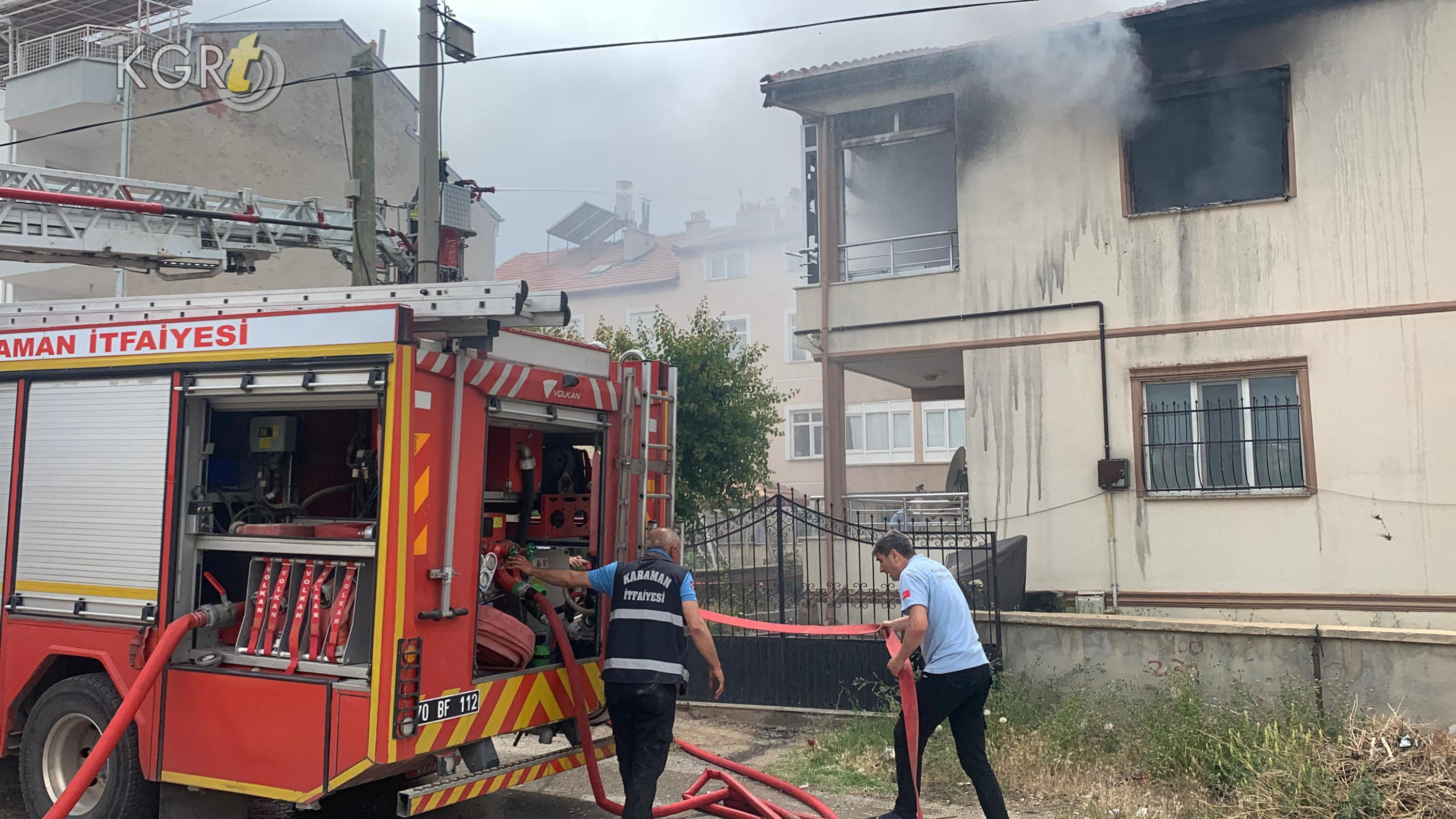 Karamanda Esinden Bosanan Ofkeli Koca Evi Atese Verdi9
