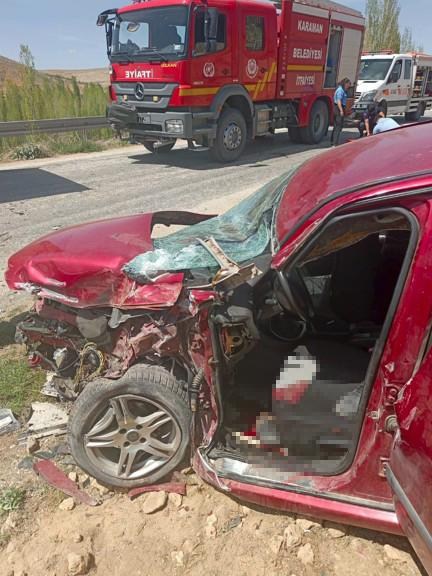Karamanda Il Ozel Idare Kamyonu Ile Otomobil Carpisti 1 Yarali3