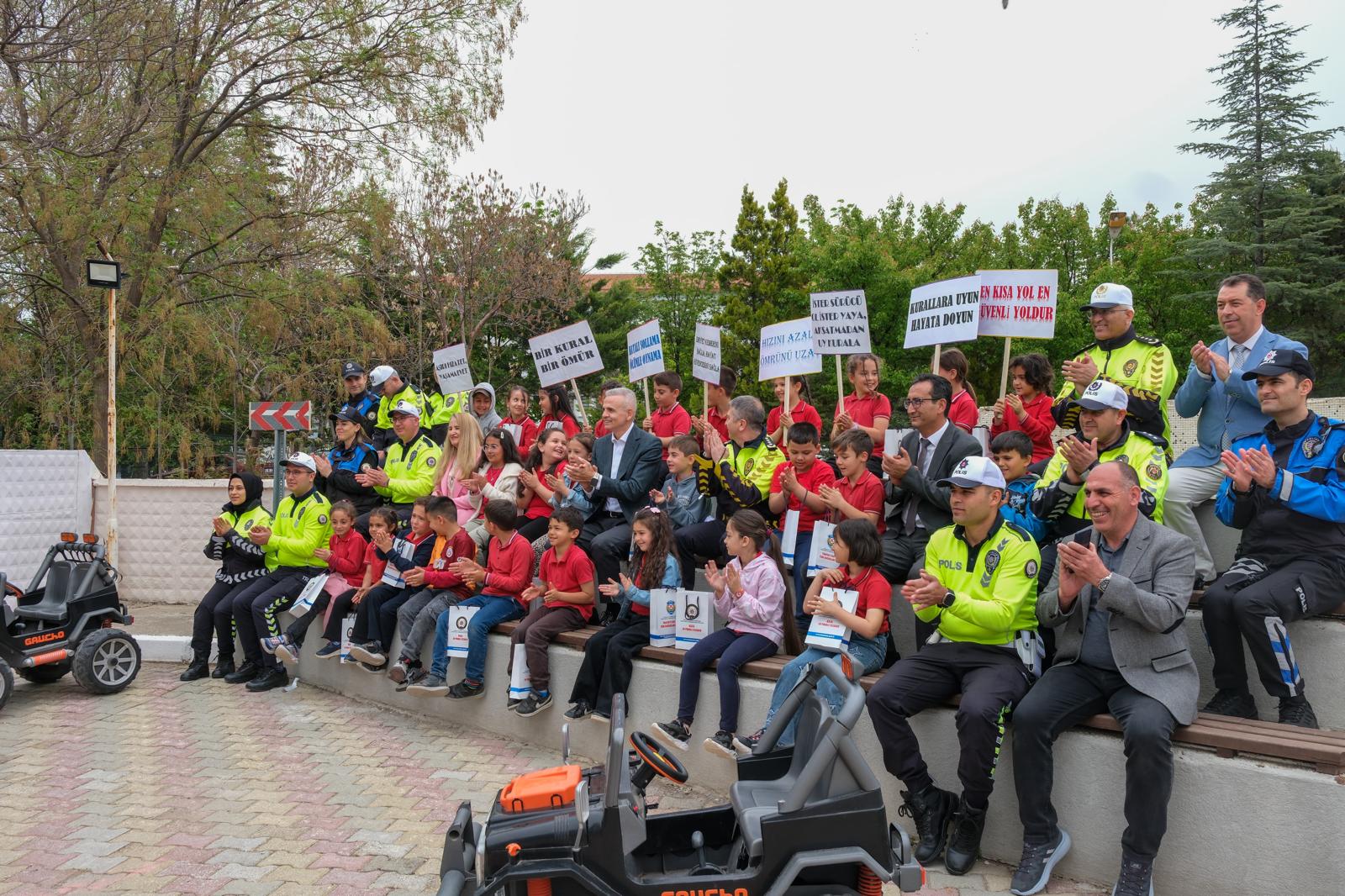 Karamanda Karayolu Trafik Haftasi Etkinlikleri Renkli Goruntulere Sahne Oldu (3)