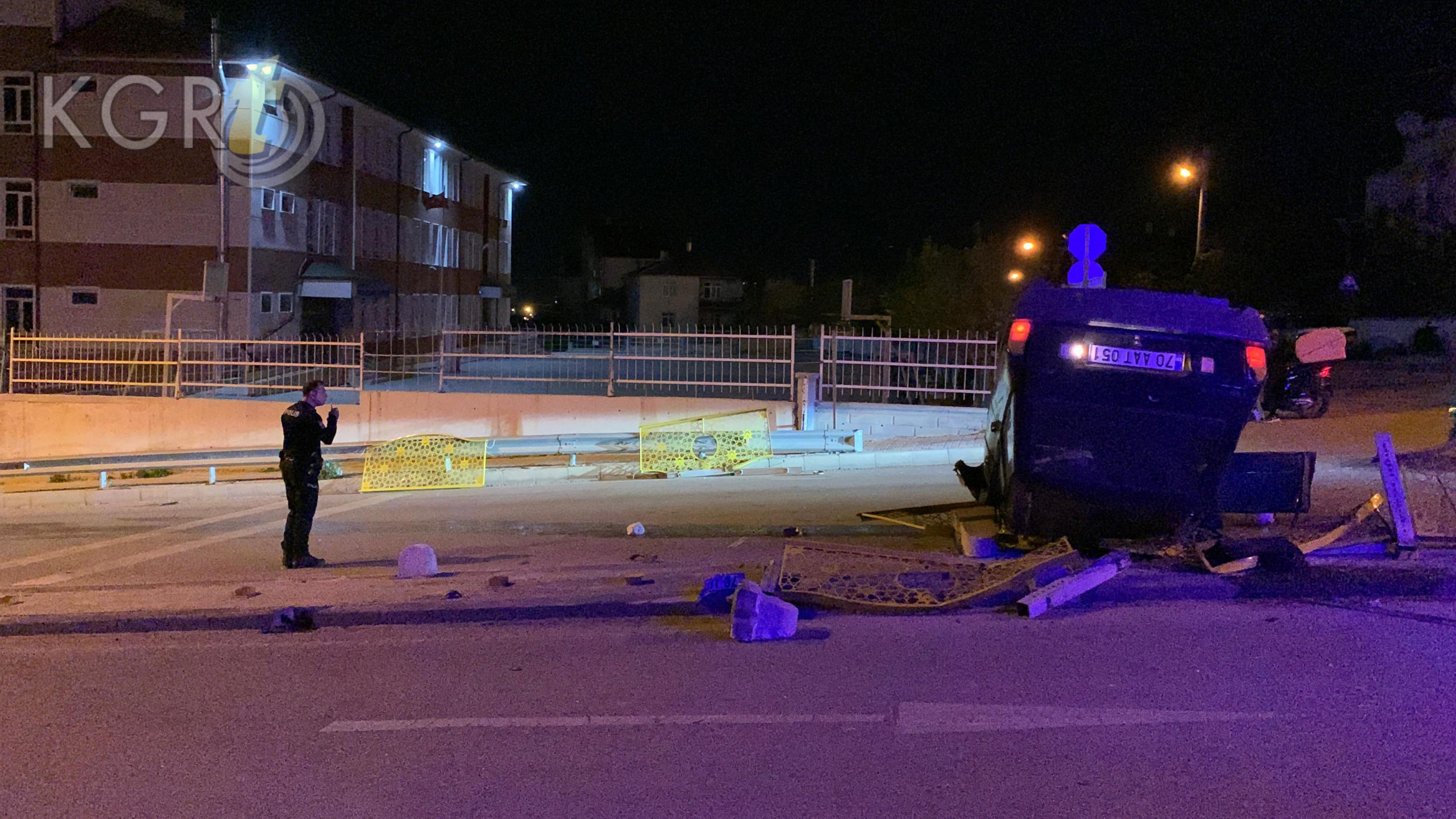 Karamanda Kontrolden Cikan Arac Demir Bariyerlere Carparak Takla Atti8