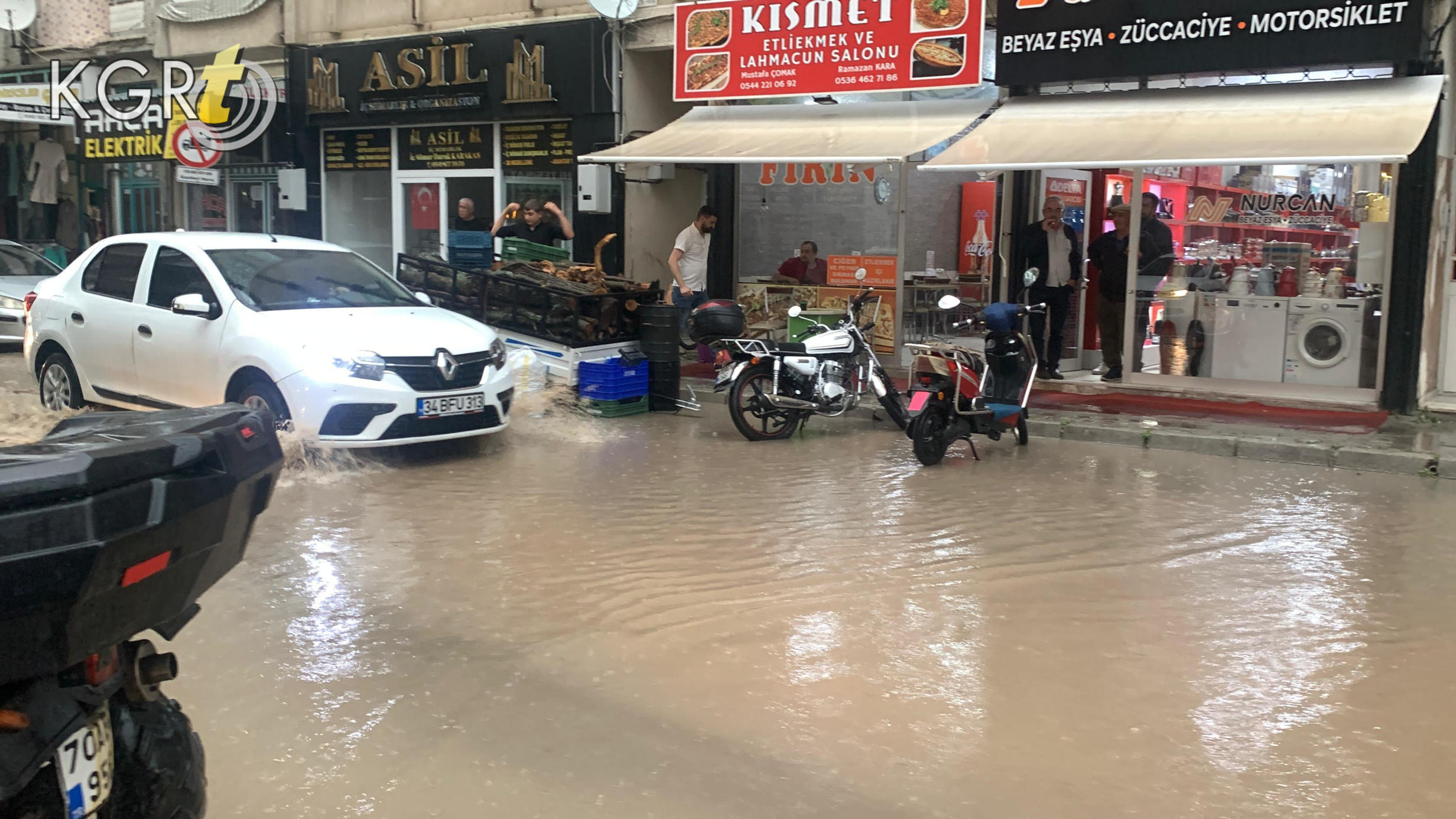 Karamanda Saganak Yagis Etkili Oldu9