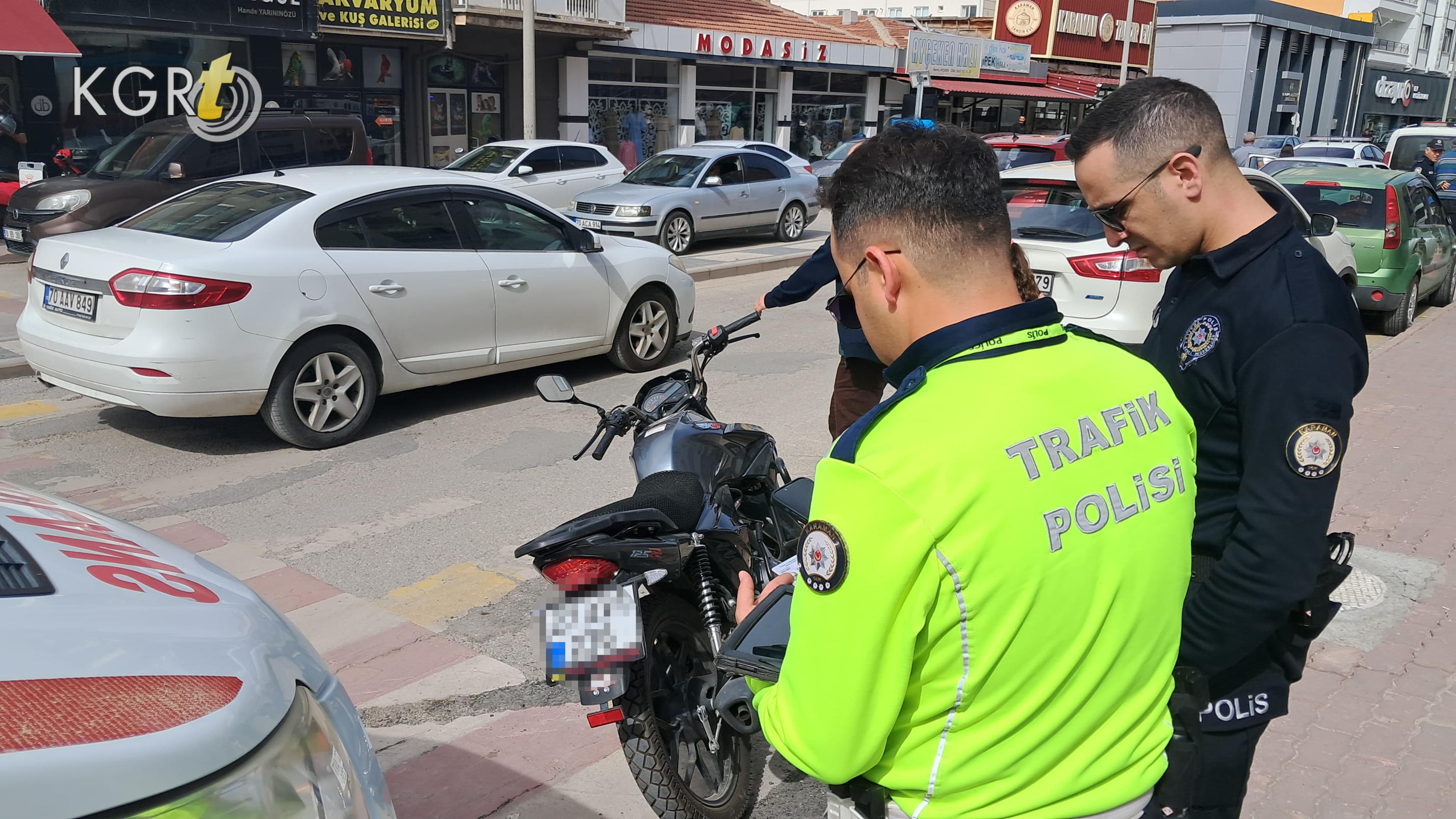 Karamanda Suv Ile Motosiklet Carpisti Baba Ve Ogul Yarali8
