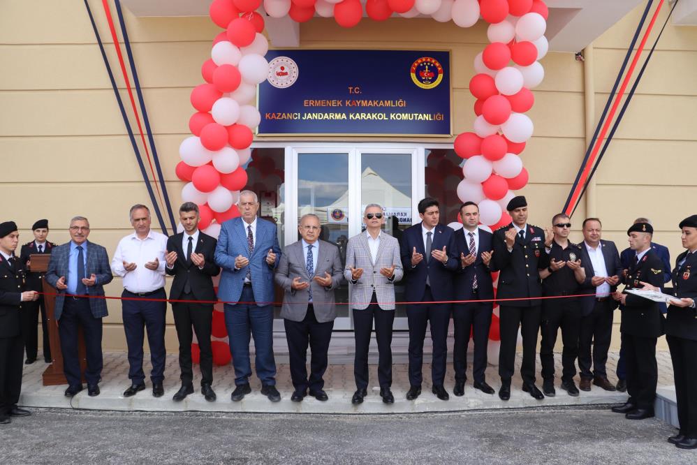 Kazancida Yeni Jandarma Karakolu Ve Lojman Binasi Hizmete Acildi1