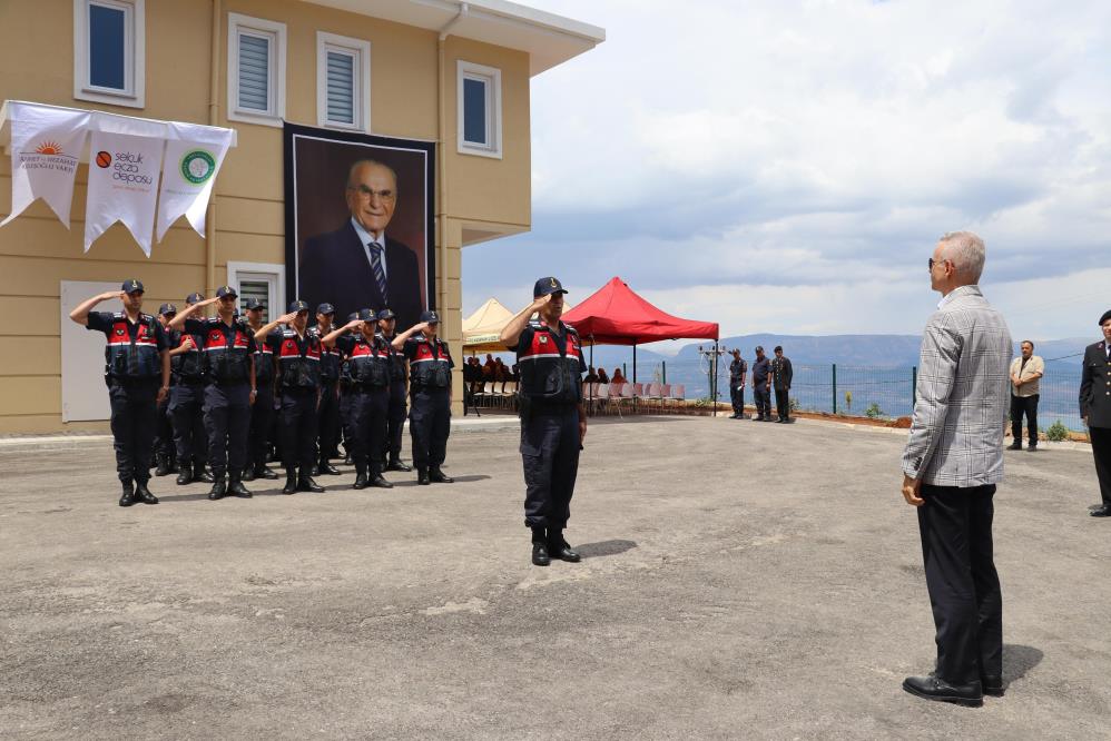 Kazancida Yeni Jandarma Karakolu Ve Lojman Binasi Hizmete Acildi2