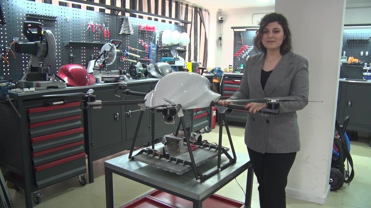 Muhendis Ciftin Gelistirdigi Dron Afetlerde Buyuk Rol Alacak3
