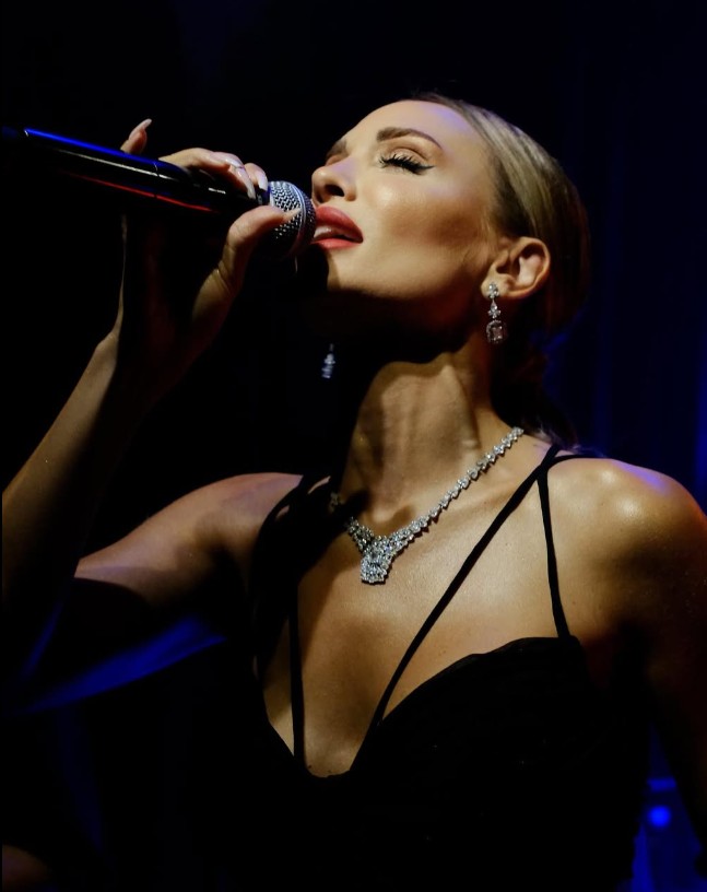 Son Dakika Genc Sarkici Simal Hayatini Kaybetti (3)