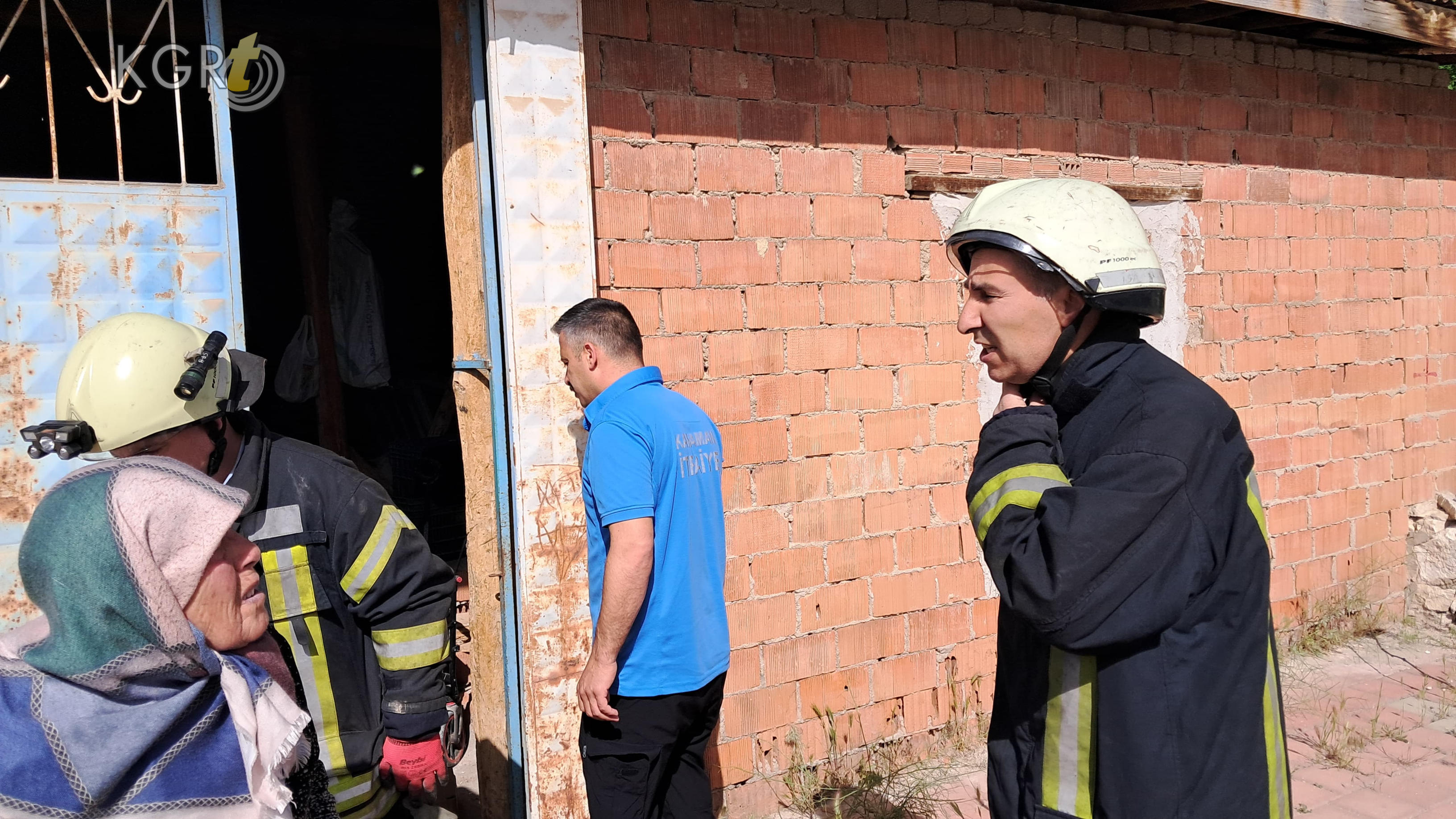 Yangin Ihbarina Giden Itfaiye Ekipleri Bakin Ne Ile Karsilasti1