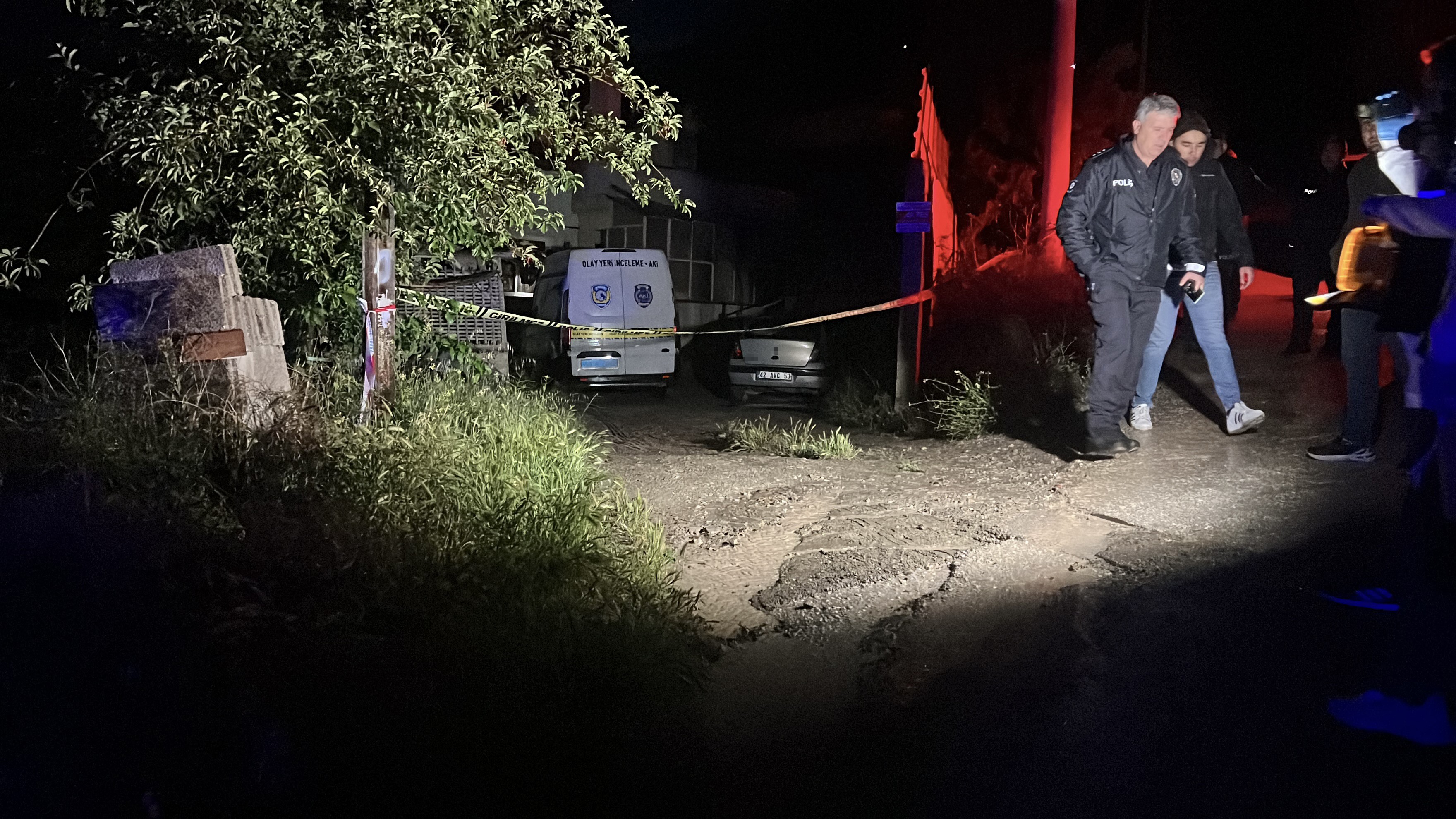 Yanginda Yasli Cift Hayatini Kaybetti (3)