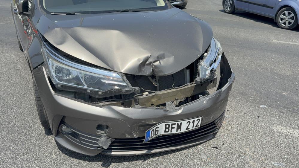 2 Arac Carpisti Yolcu Aracta Sikisti1