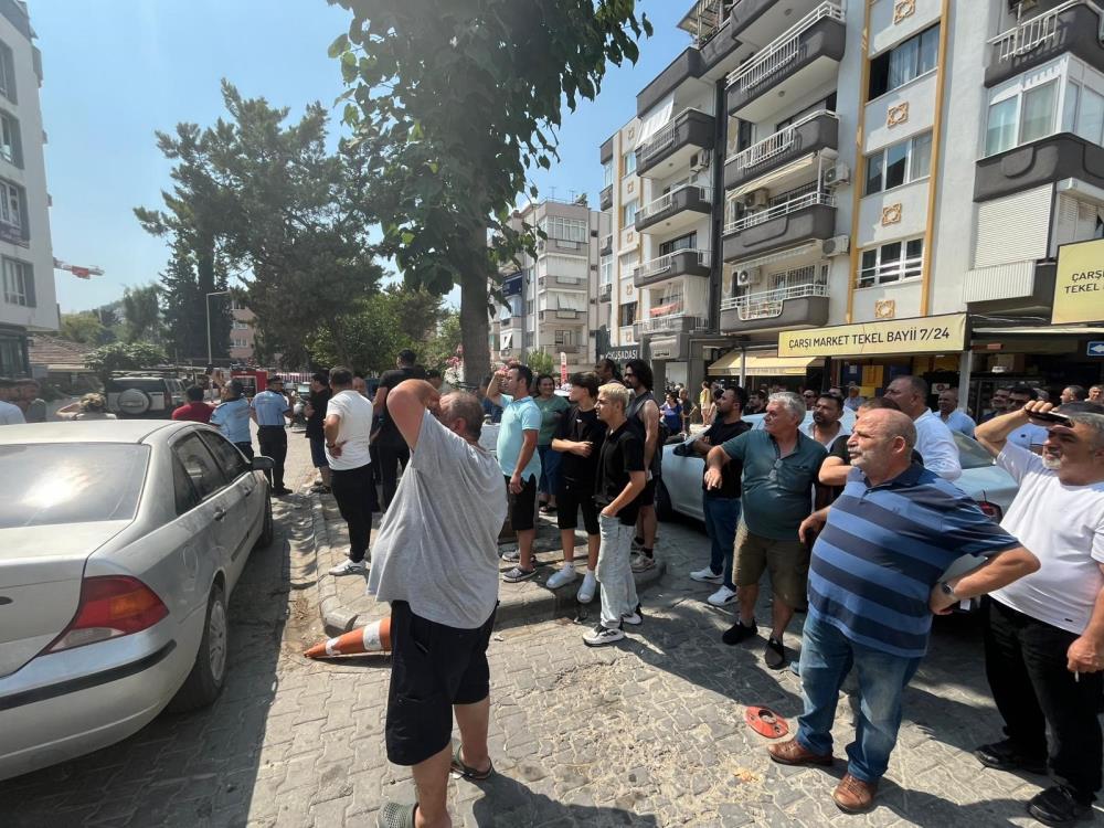 4 Katli Apartmanda Yangin Panigi1