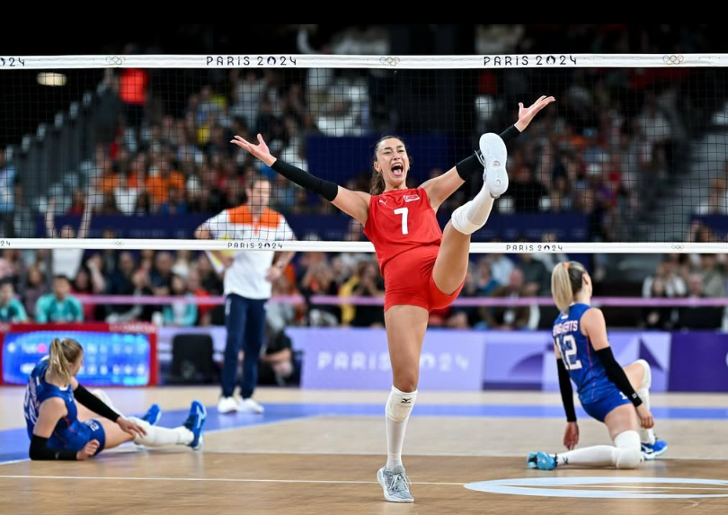 hande-baladin-artik-o-takimda1