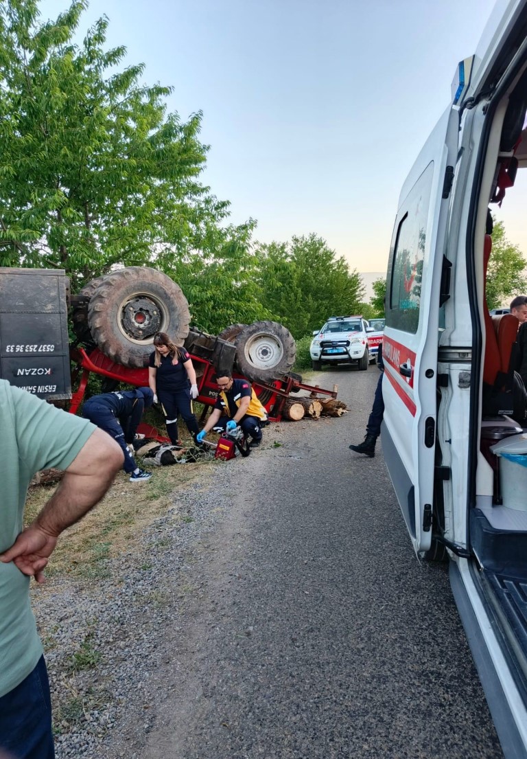 Feci Traktor Kazasi 1 Kisi Oldu 2 Kisi Yaralandi1