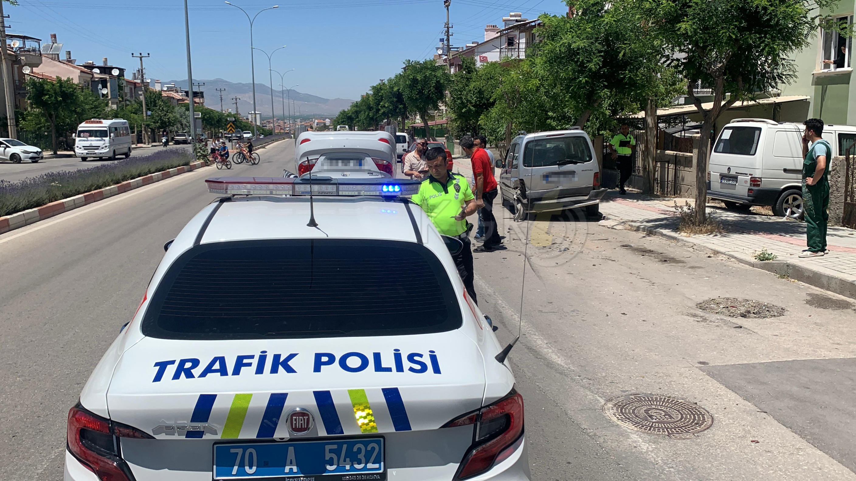 Karamanda Akillara Durgunluk Veren Kaza 2 Yarali8