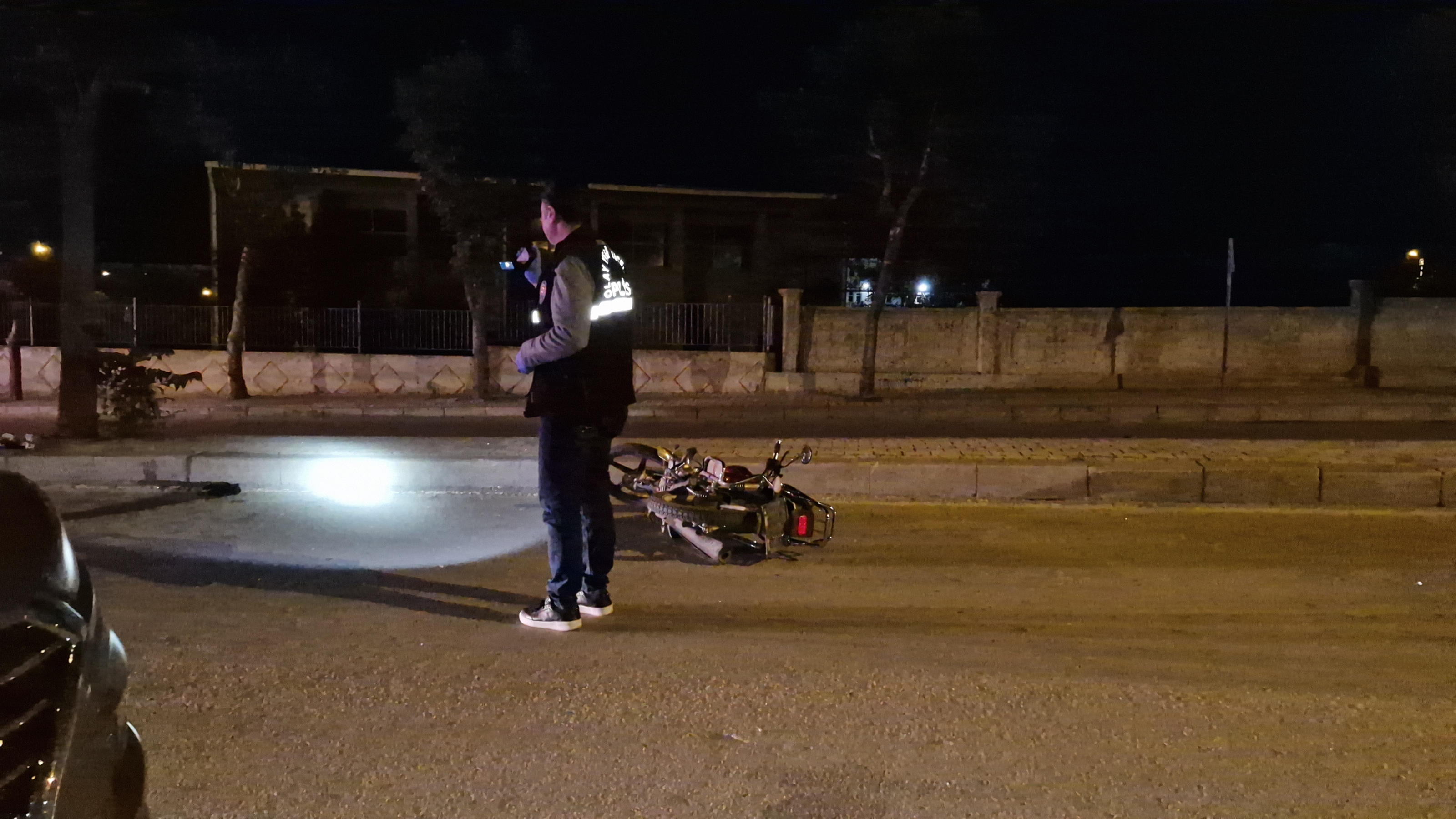 Karamanda Asiri Hizdan Motosiklet Devrildi 2 Agir Yarali14