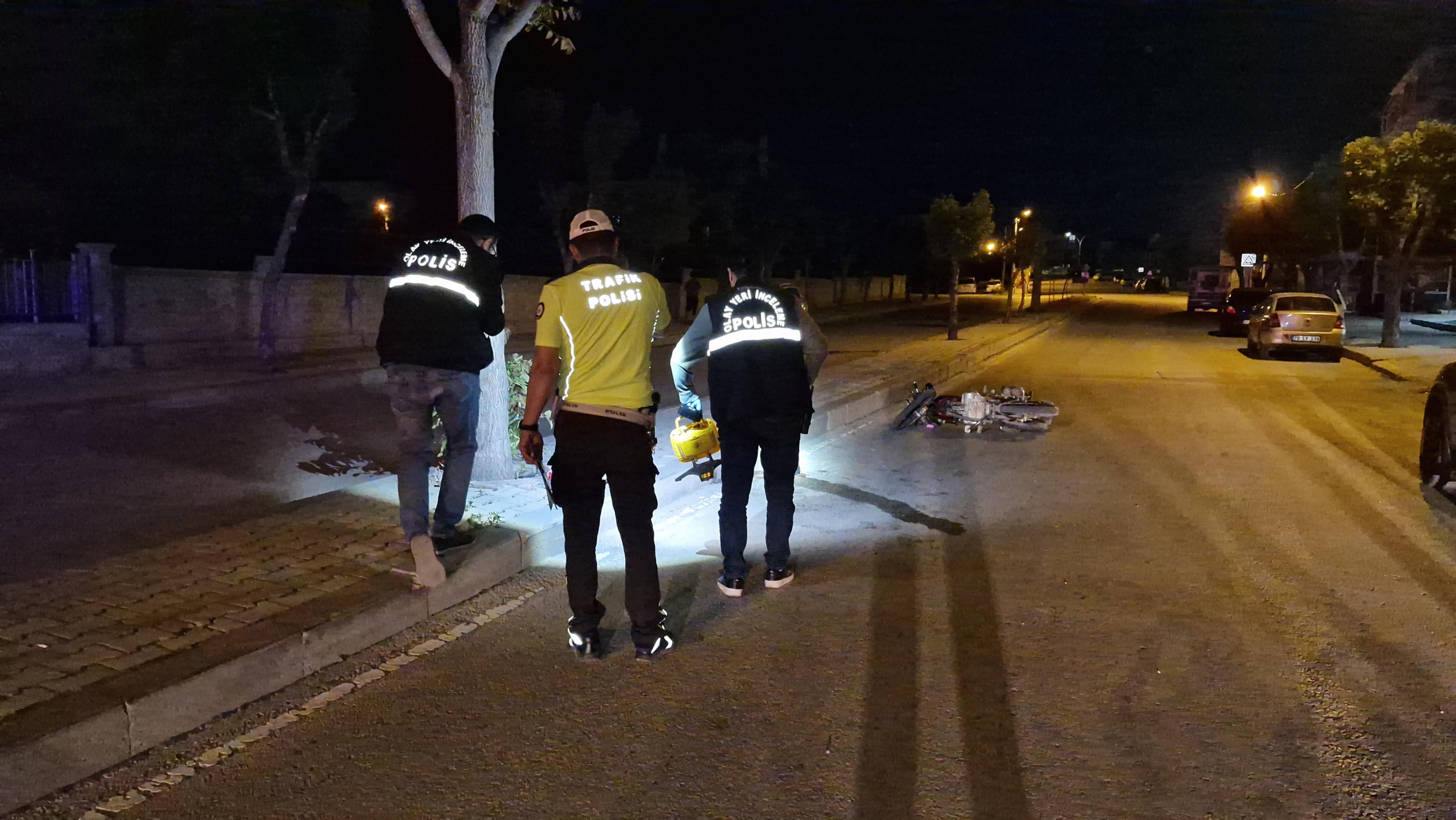 Karamanda Asiri Hizdan Motosiklet Devrildi 2 Agir Yarali21