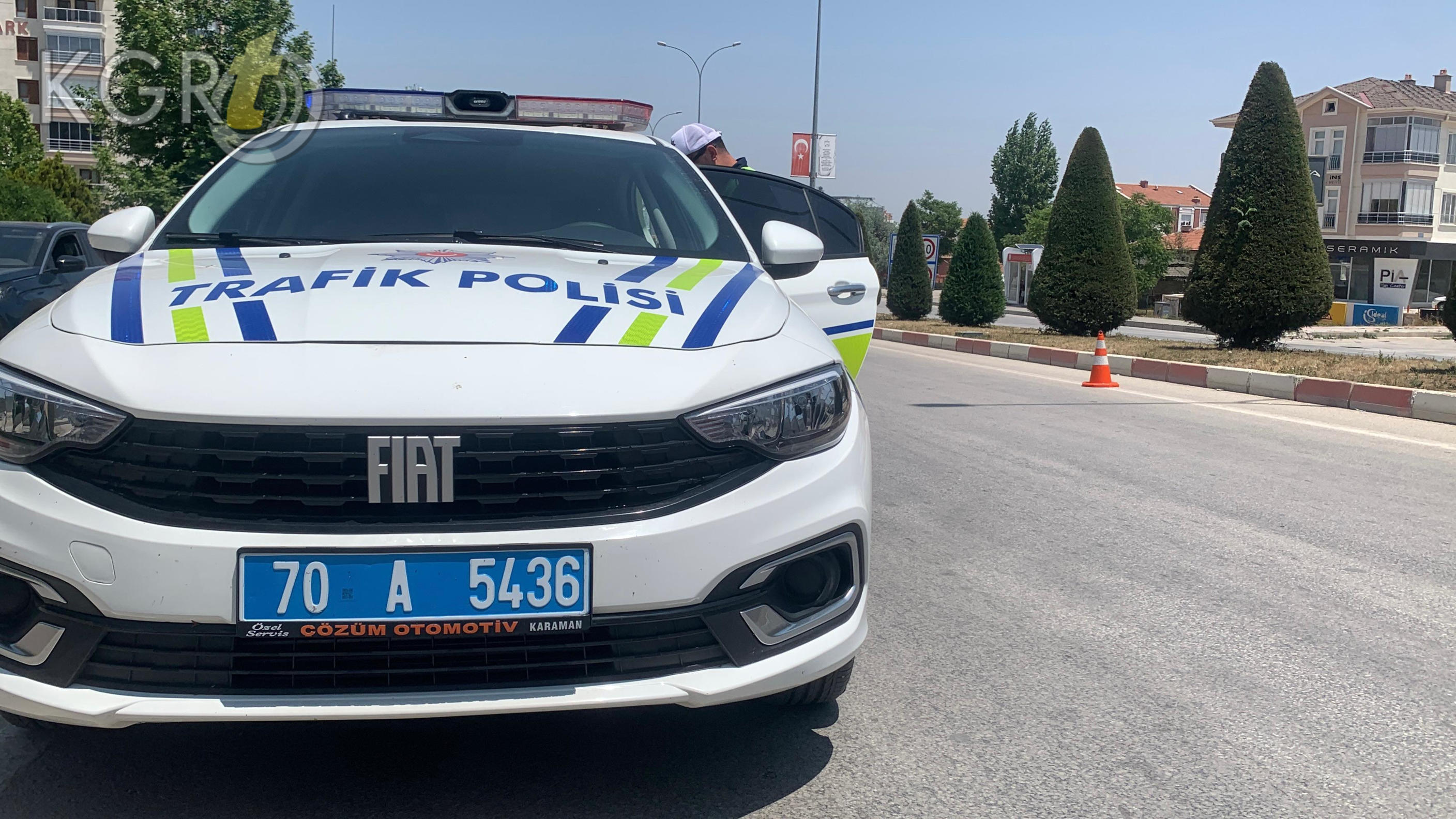 Karamanda Bisikletle Otomobil Carpisti Yasli Adam Yaralandi8