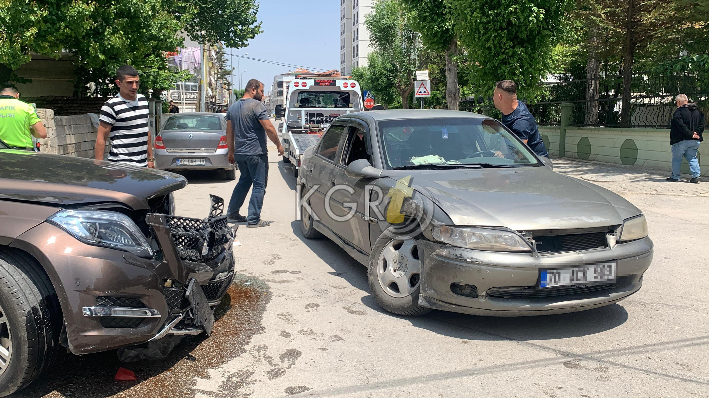 Karamanda Ciple Otomobil Carpisti 1 Yarali3