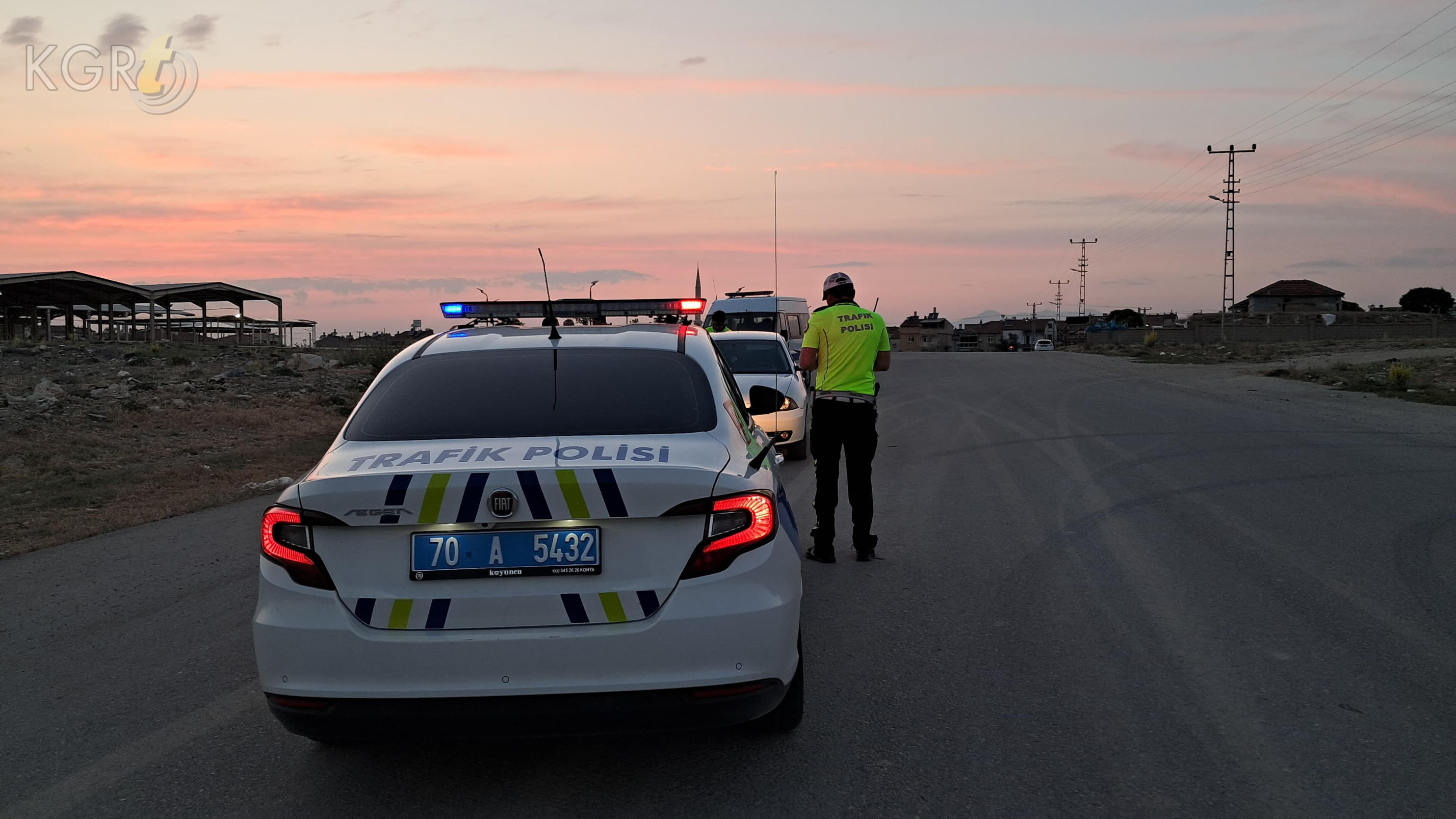 Karamanda Ehliyetsiz Motosiklet Surucusunun Yaptigi Kaza Pahaliya Patladi6